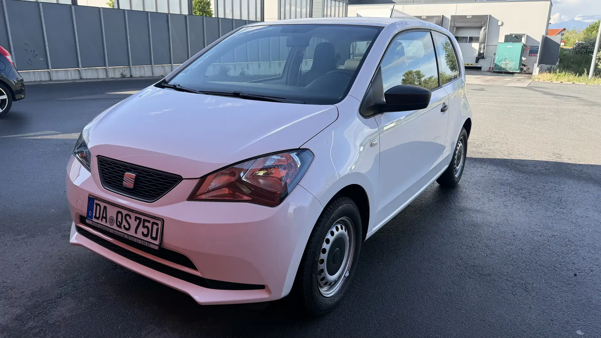 SEAT Mii Mii 1.0 Nur 37000 km 2HD,SH, TÜV Neu! - 1