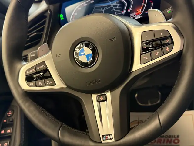 BMW 1 Series view 19