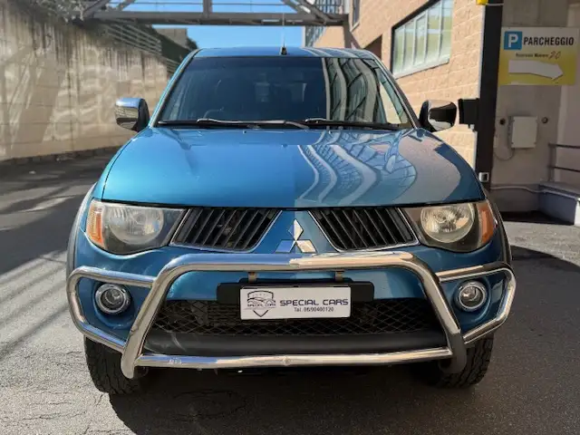 Mitsubishi L200 2.5 di-d  Insport  "Automatica/Gancio traino"