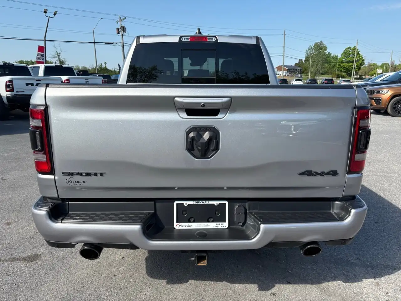 RAM 1500 снимка RAM 1500