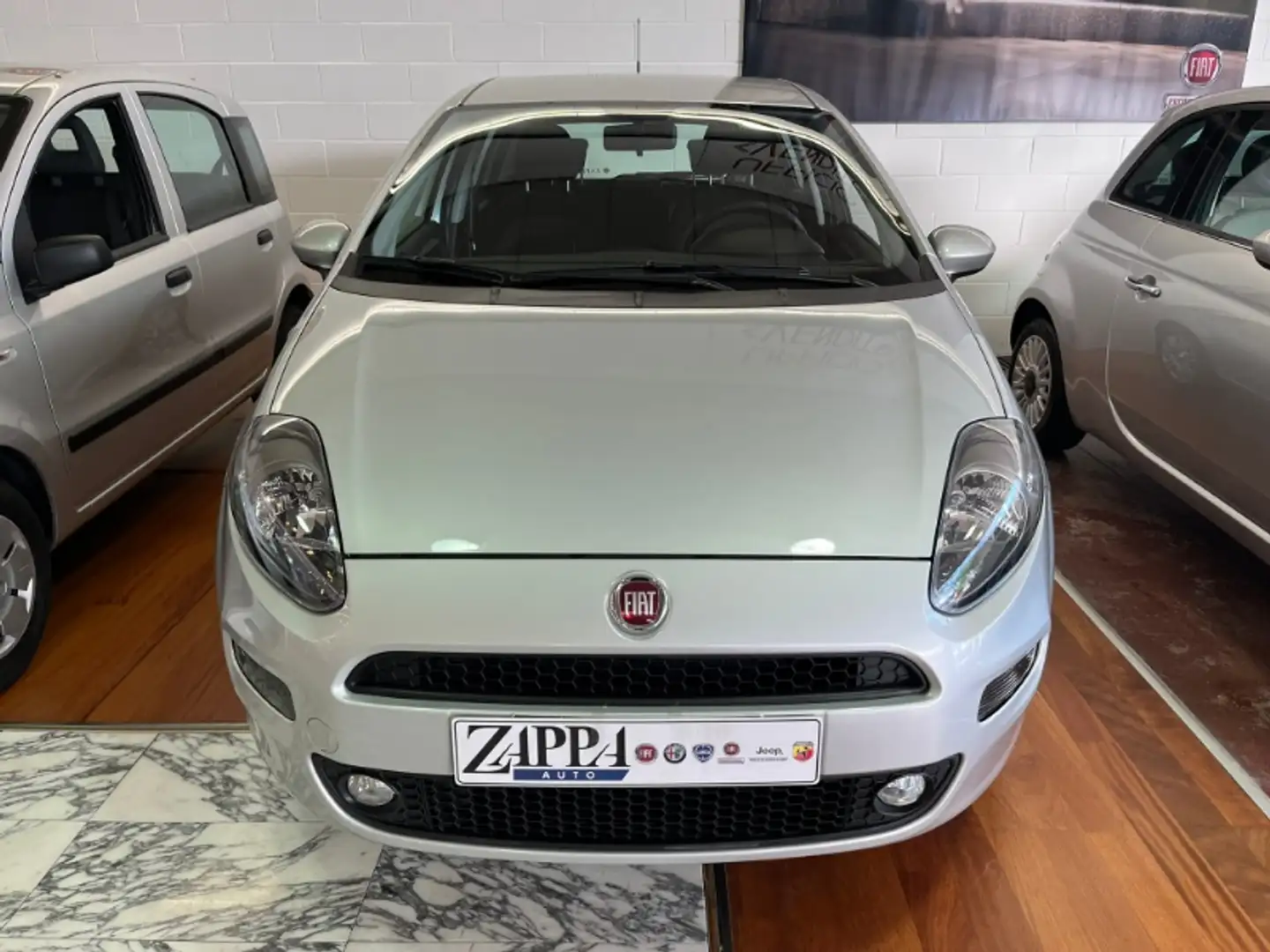 Fiat Punto 5 Porte 1.4  Lounge Grigio - 2
