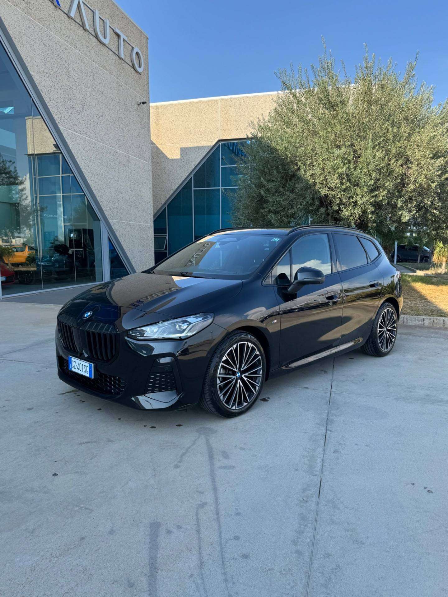 BMW 218