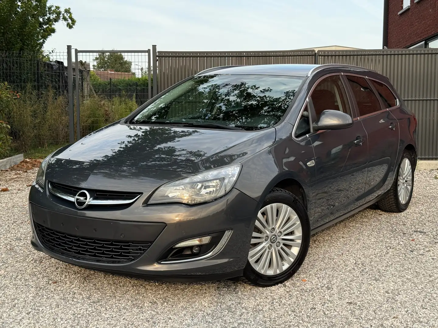Opel Astra Sports Tourer ( Euro 6b ) 1.6CDTi 110Ch 172.277Km Grijs - 2