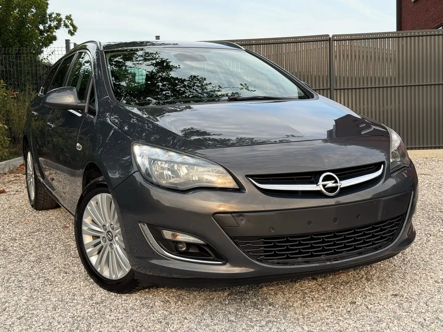 Opel Astra Sports Tourer ( Euro 6b ) 1.6CDTi 110Ch 172.277Km Grijs - 1