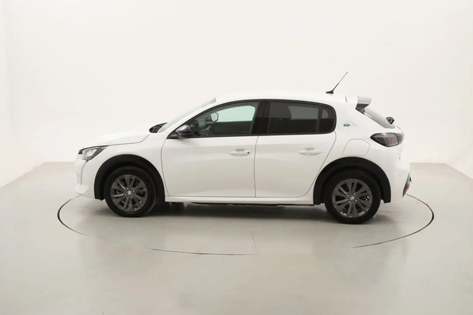 Peugeot 208 Allure Pack Elettrico 136CV Bianco - 2
