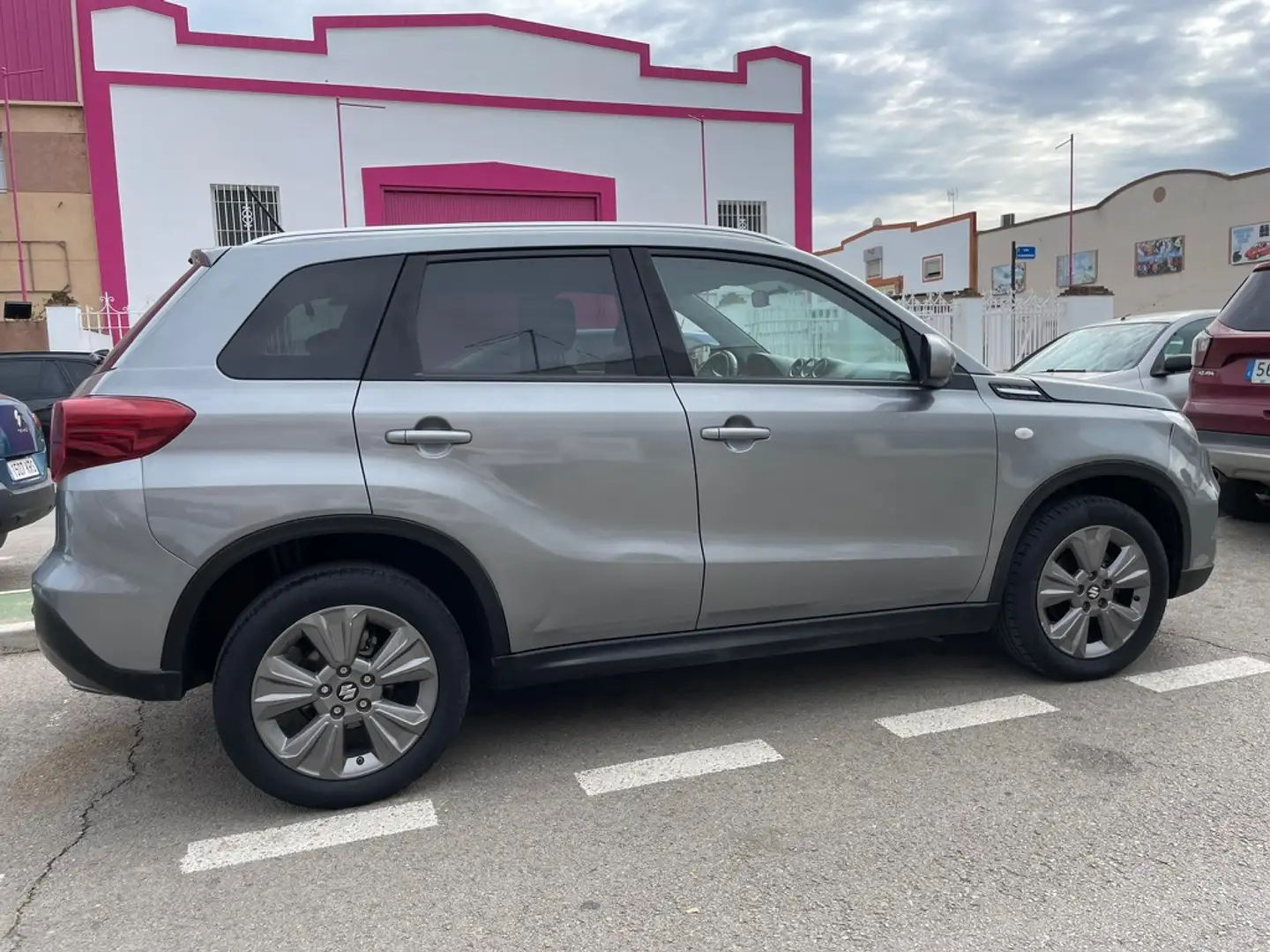 Suzuki Vitara Vitara 1.4T GLE 2WD EVAP GLE Gris - 2
