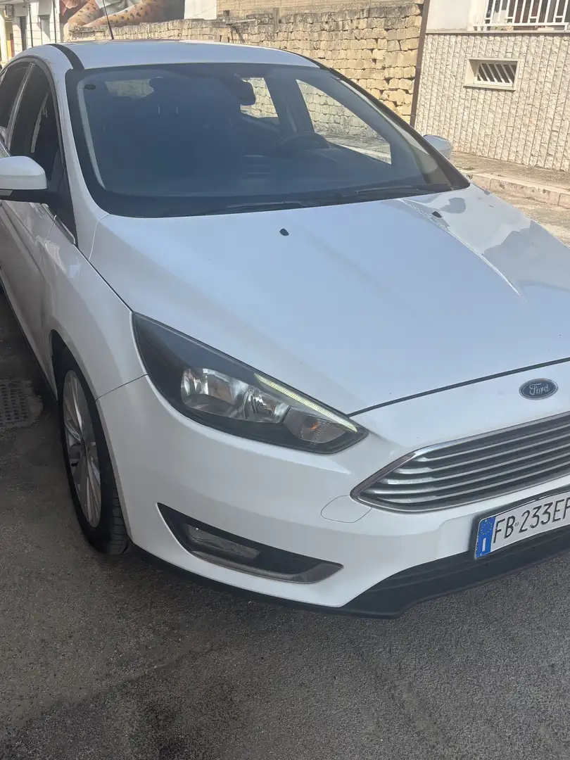 Ford Focus 5p 1.5 tdci Titanium s&s 120cv - 2