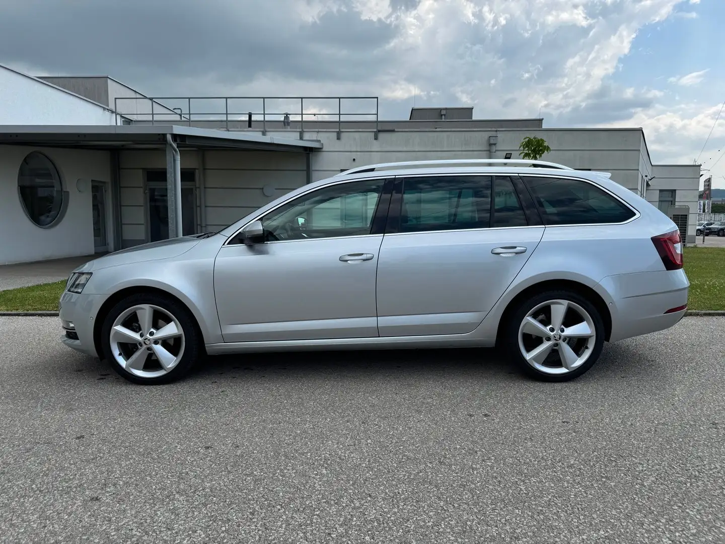 Skoda Octavia Style Limited TDI DSG Silber - 2