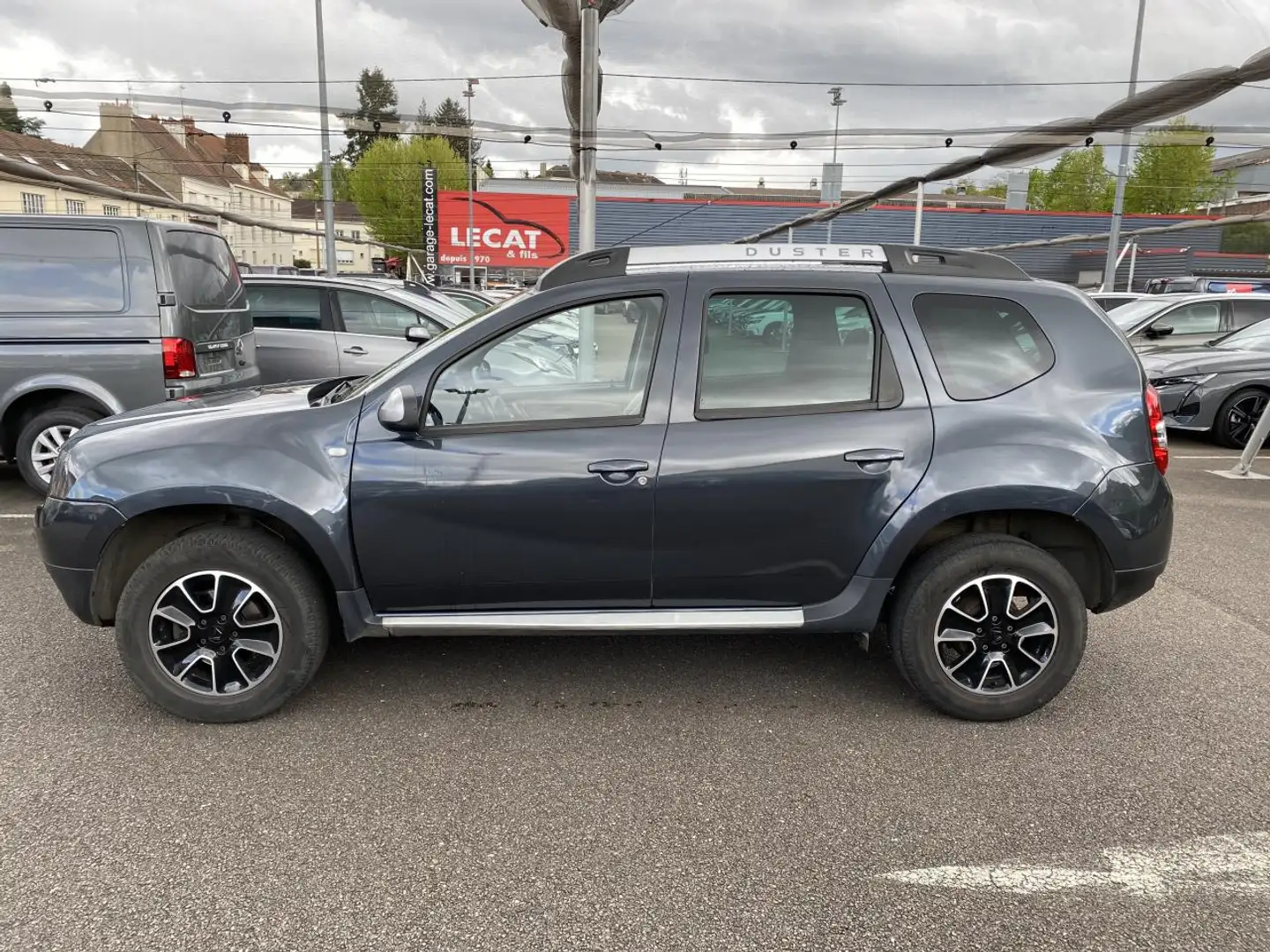 Dacia Duster (2) 1.5 dCi 110 Black Touch Gris - 2