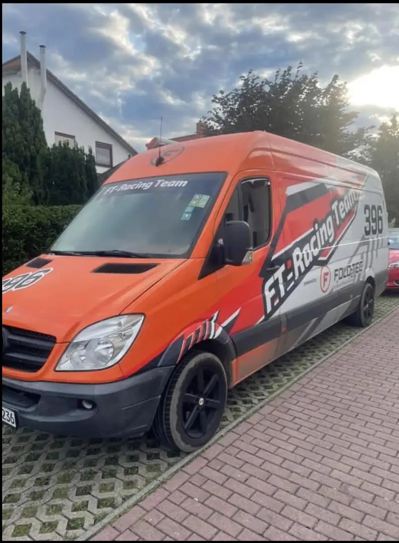Mercedes-Benz Sprinter MB 313CD Renntransporter - mit Ausbau & Heckgarage Weiß - 1