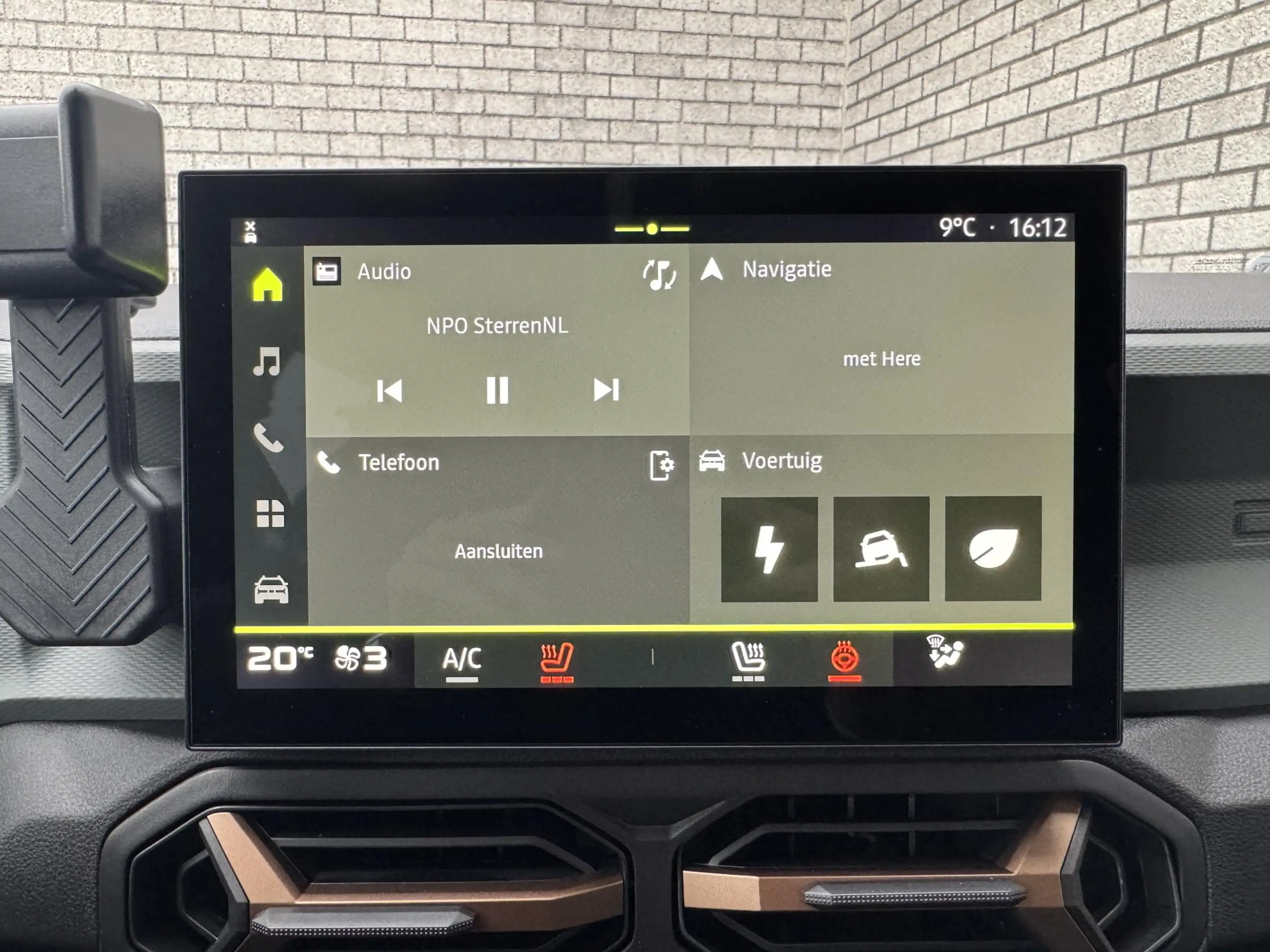 Dacia Duster 1.6 Hybrid 140 Extreme | Pack Winter | Pack Assist — photo 37