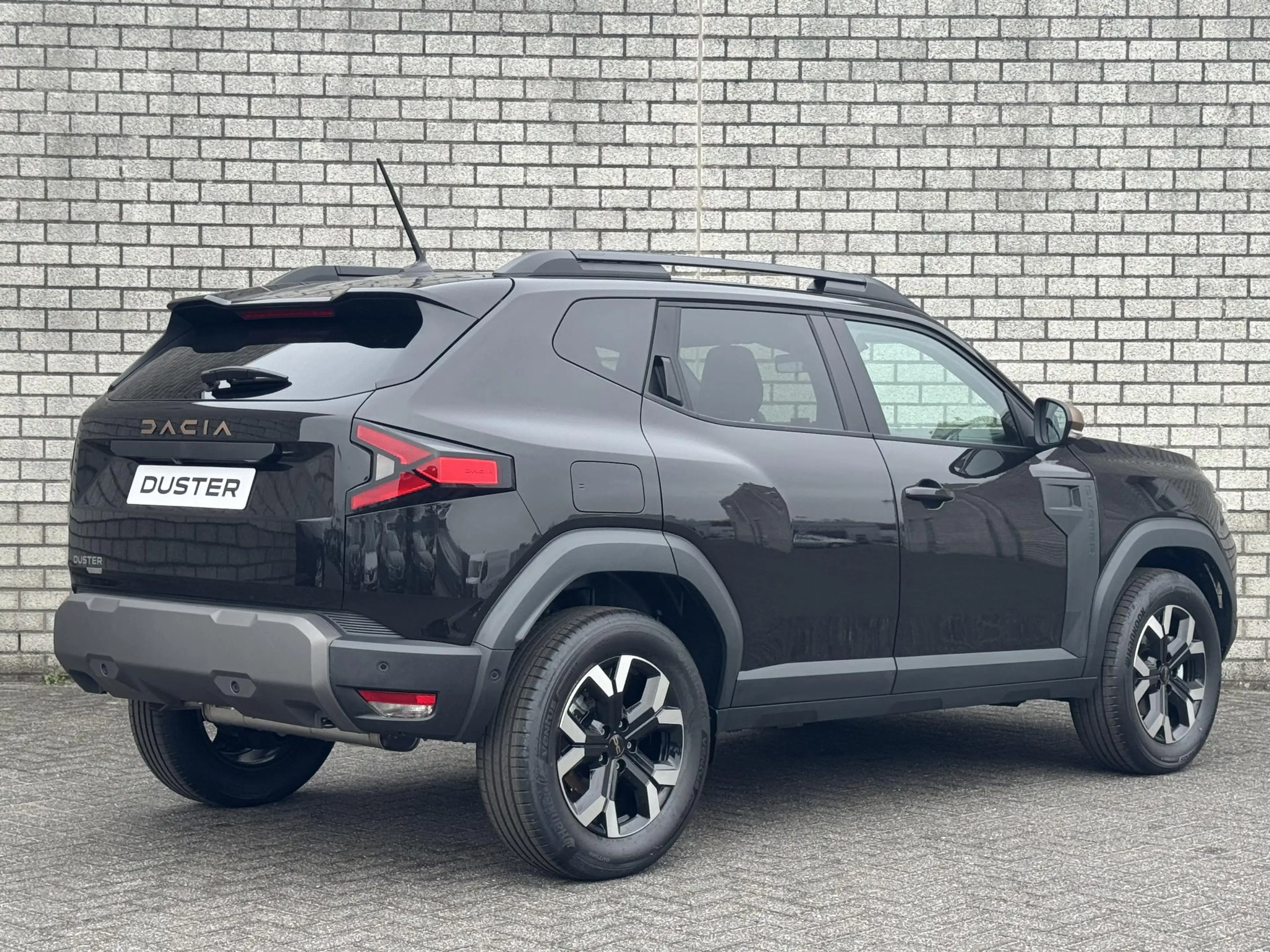 Dacia Duster 1.6 Hybrid 140 Extreme | Pack Winter | Pack Assist — photo 2