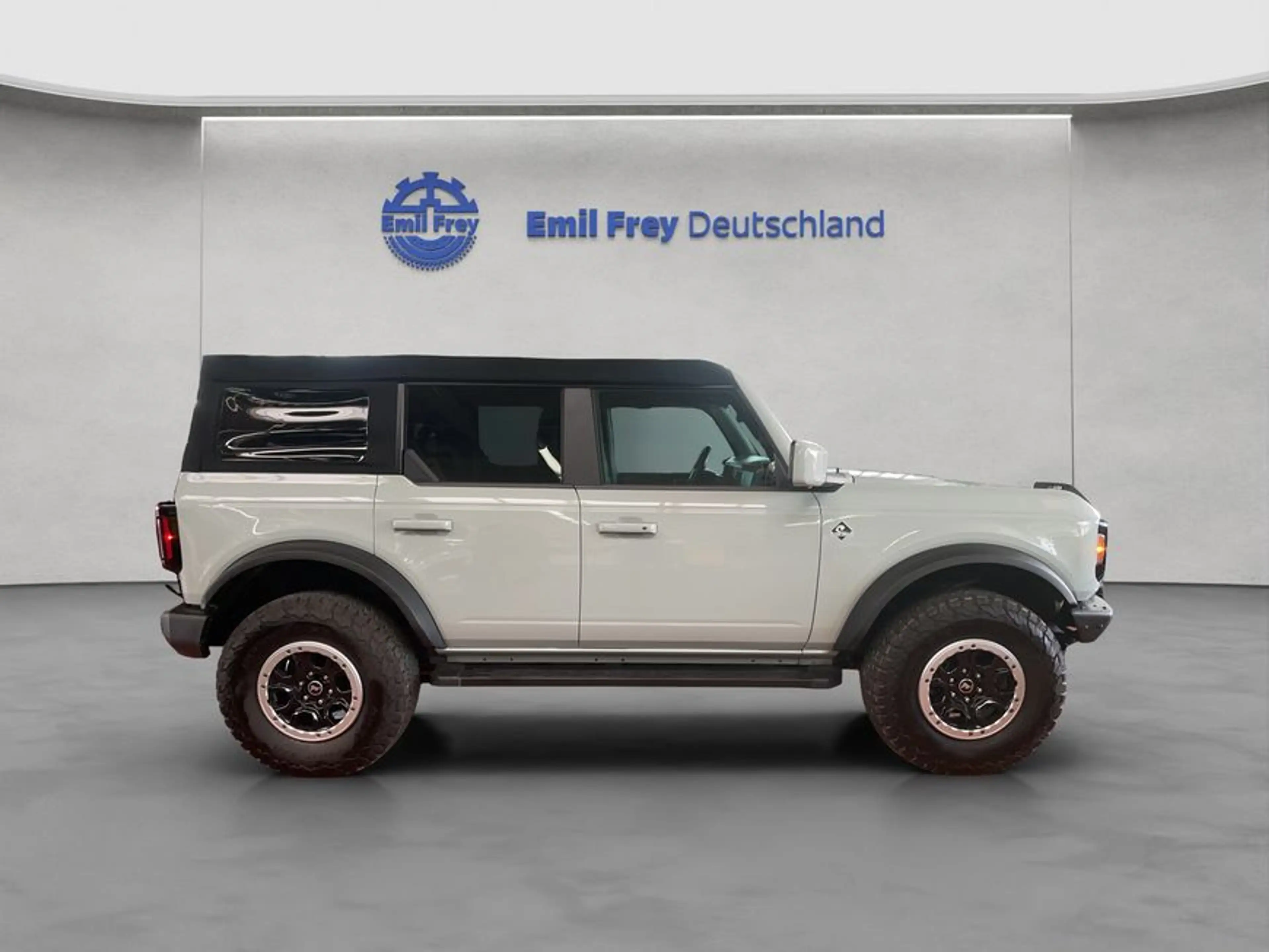 Ford Bronco 2,7 T 4 trg Cabrio Outerbanks 899,- Navi A — photo 6