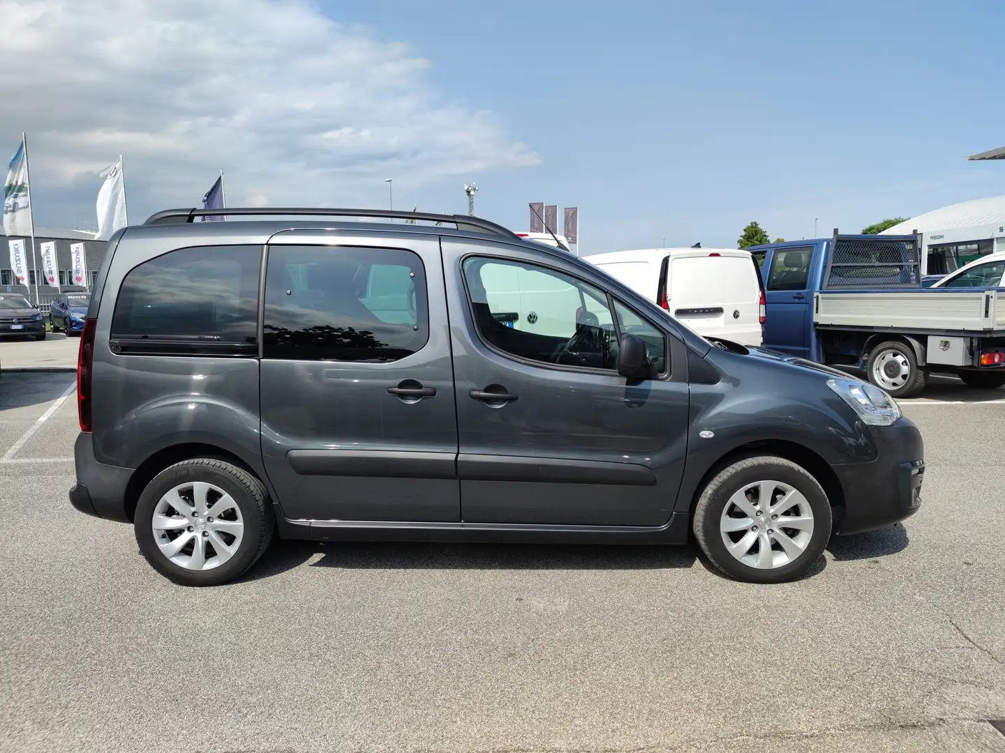 Peugeot Partner Tepee 1.6 hdi 110 cv Km certificati Šedá - 2