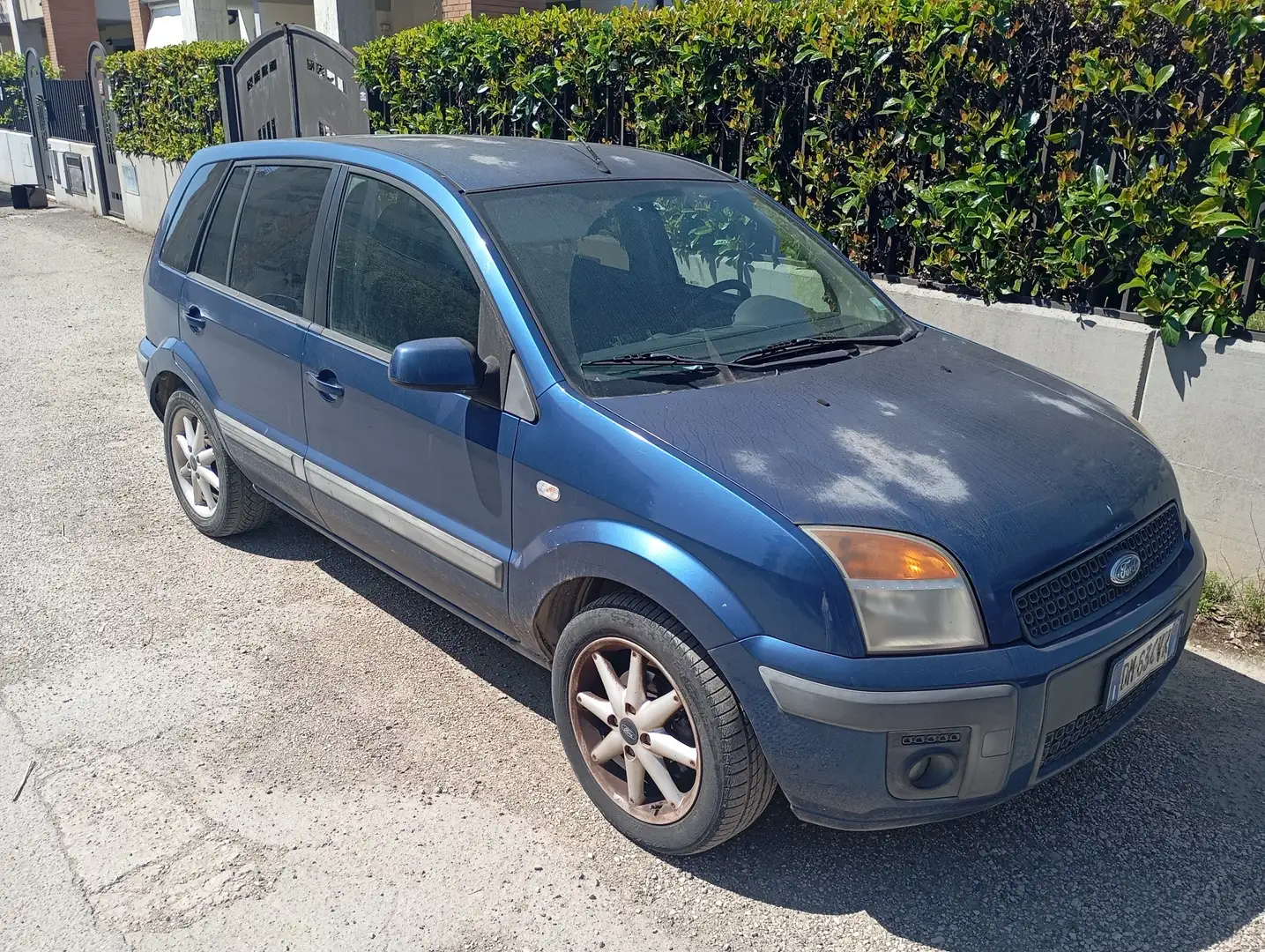 Ford Fusion 1.4 tdci + - 2