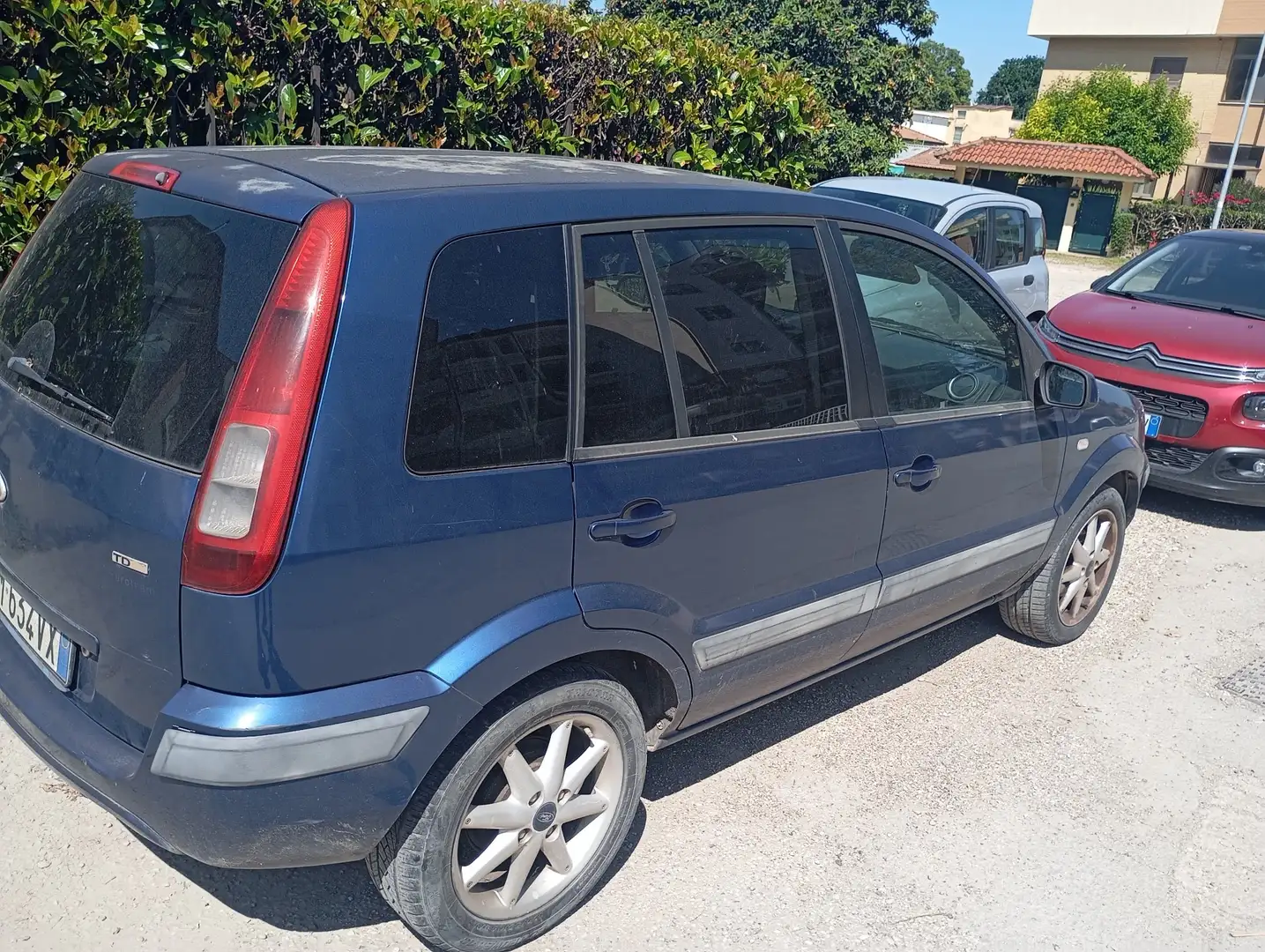 Ford Fusion 1.4 tdci + - 1