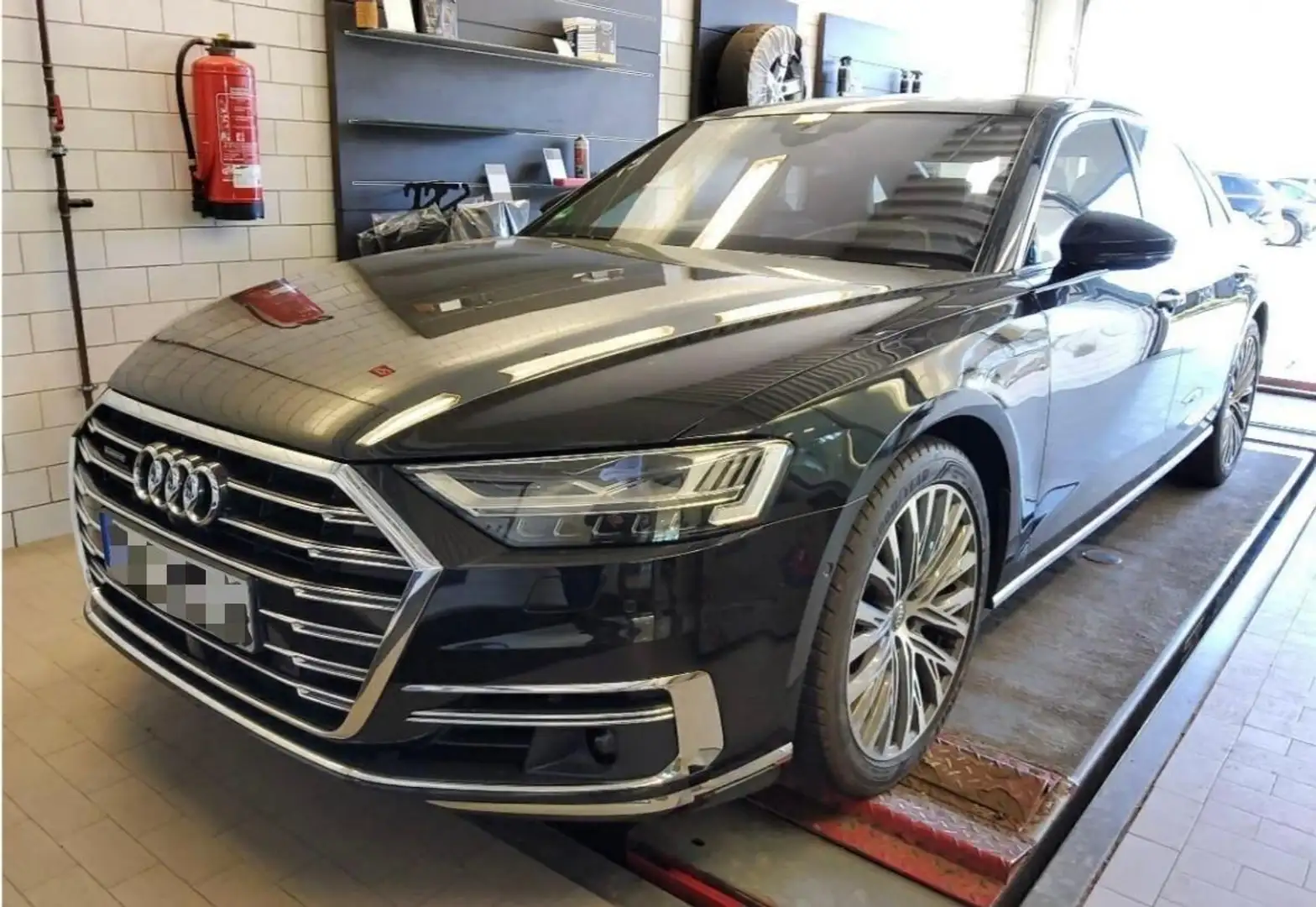 Audi A8 50 TDI - PANO / 360° / B&O / STANDHZG. / 20" Noir - 1