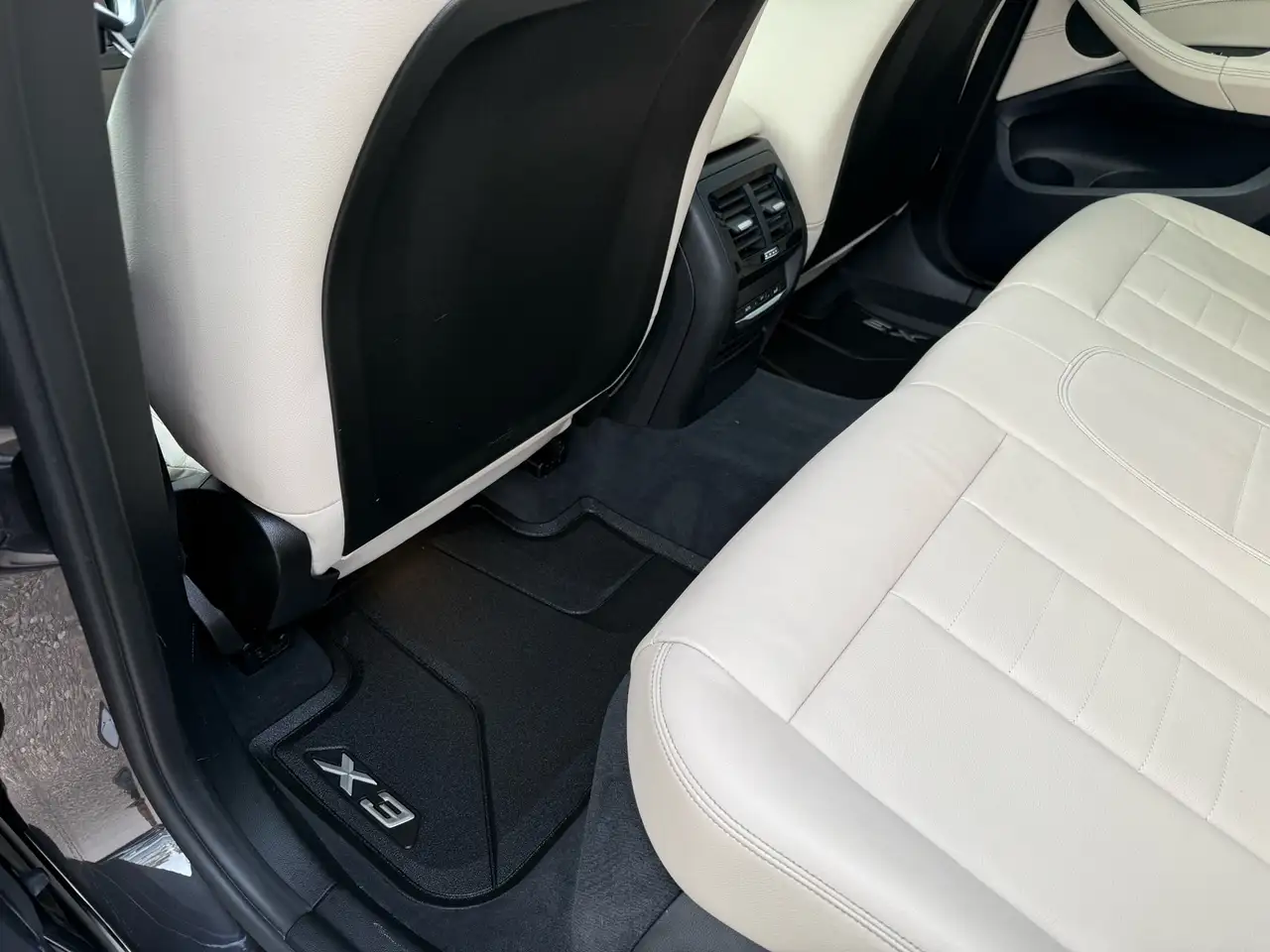 BMW X3 снимка BMW X3