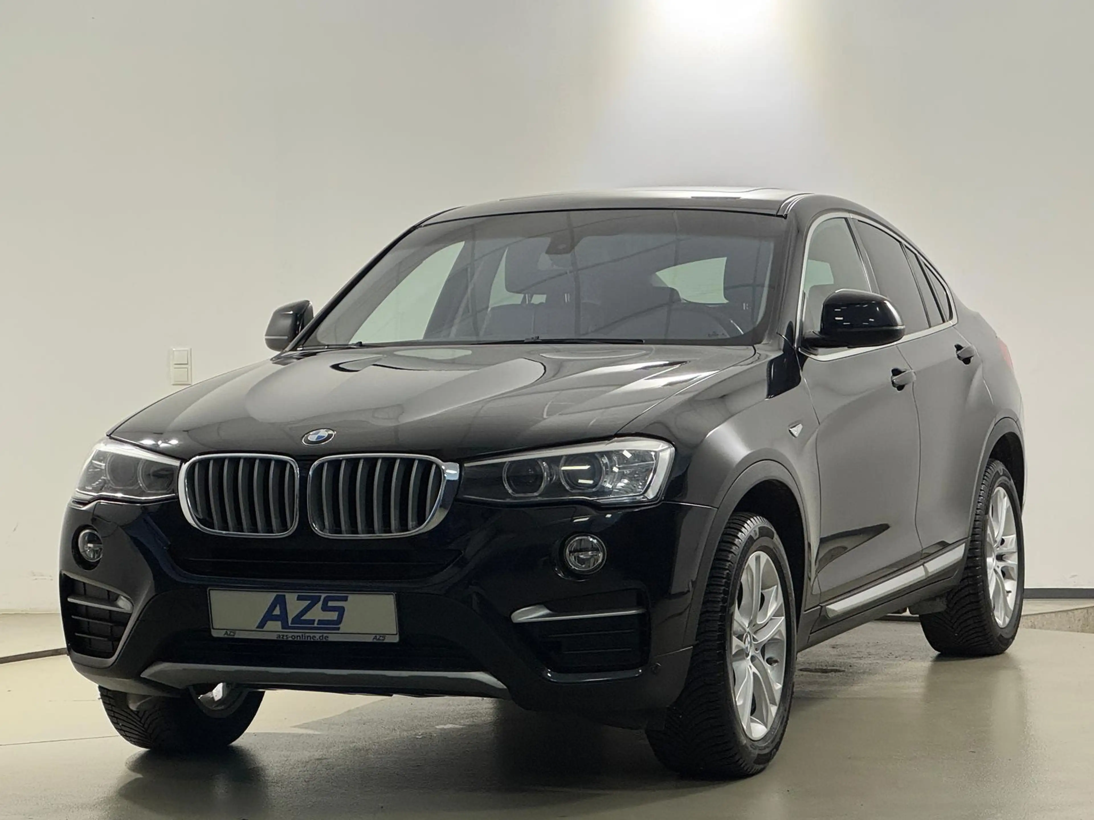 BMW X4 2.0 X-Line Xenon Navi Schiebedach AHK — photo 2