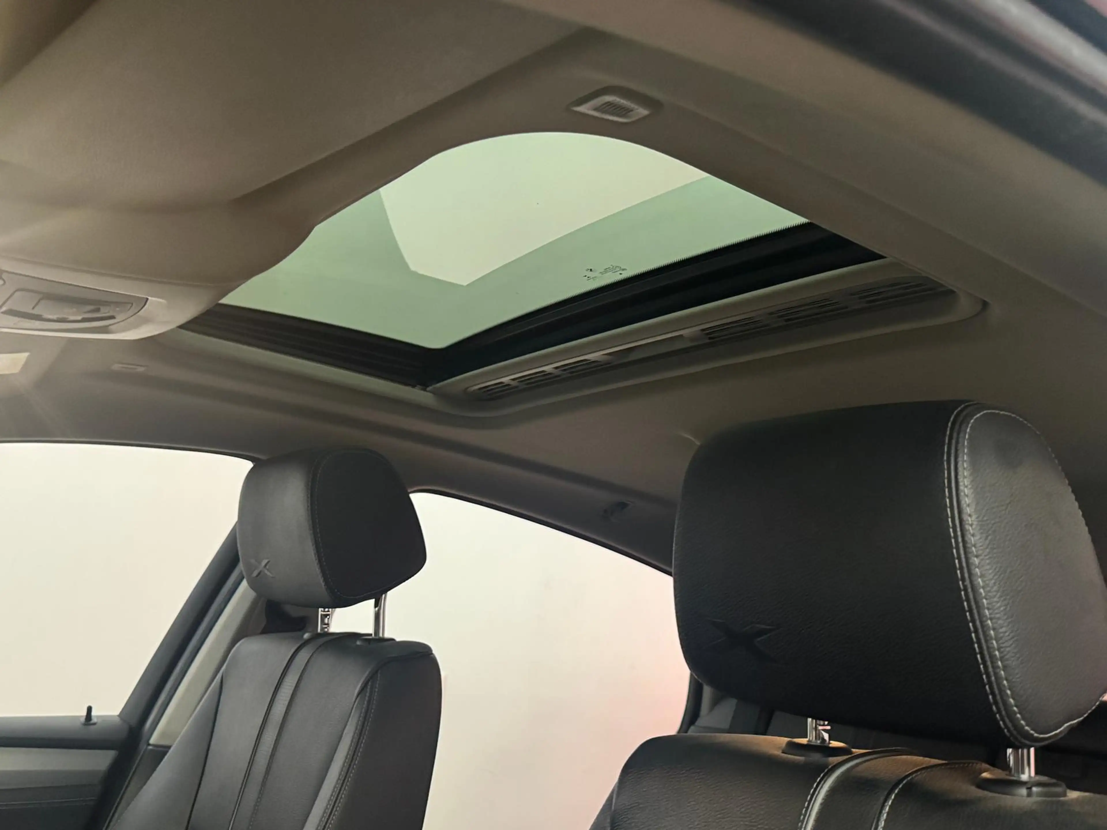 BMW X4 2.0 X-Line Xenon Navi Schiebedach AHK — photo 14