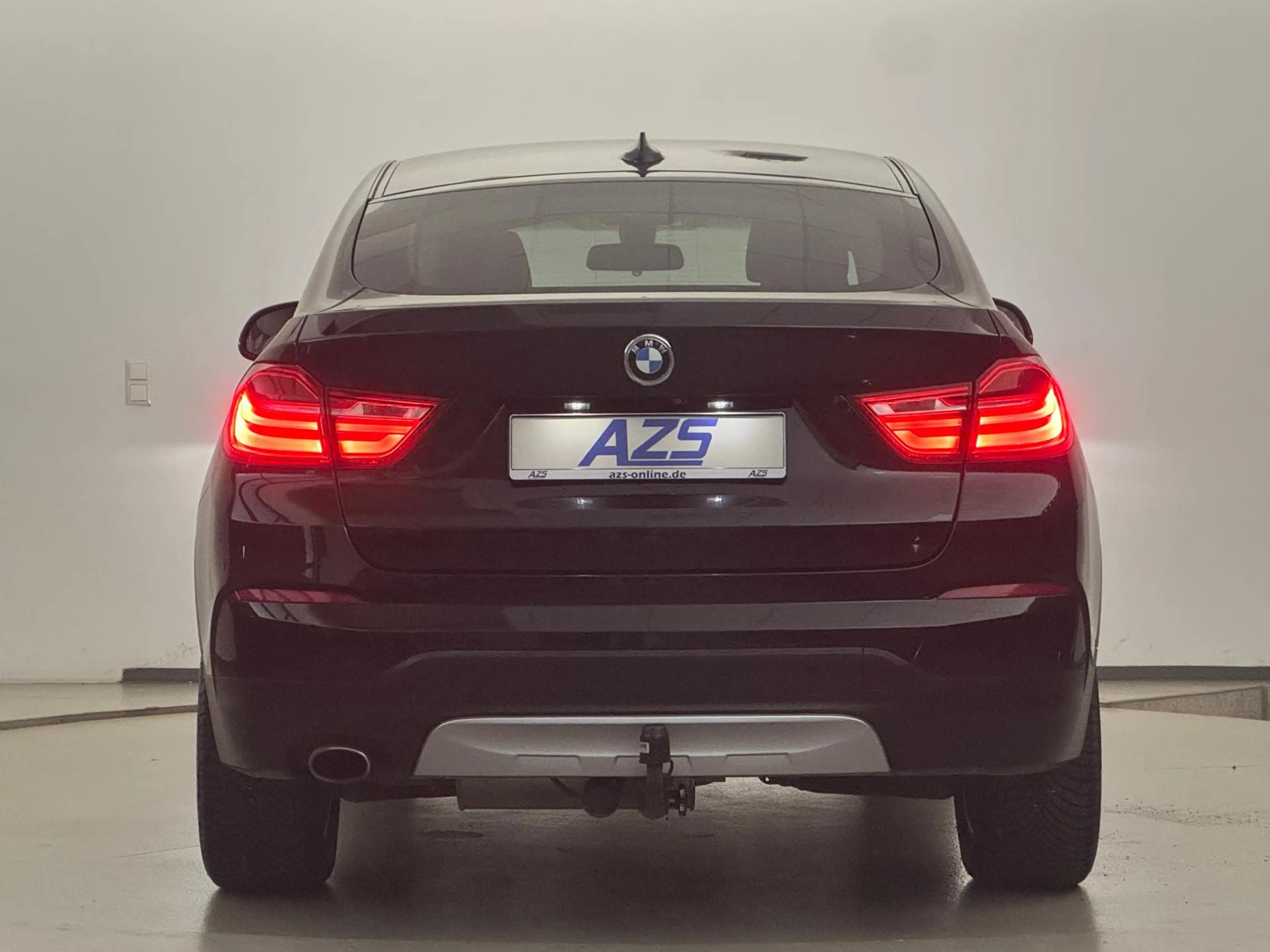 BMW X4 2.0 X-Line Xenon Navi Schiebedach AHK — photo 6