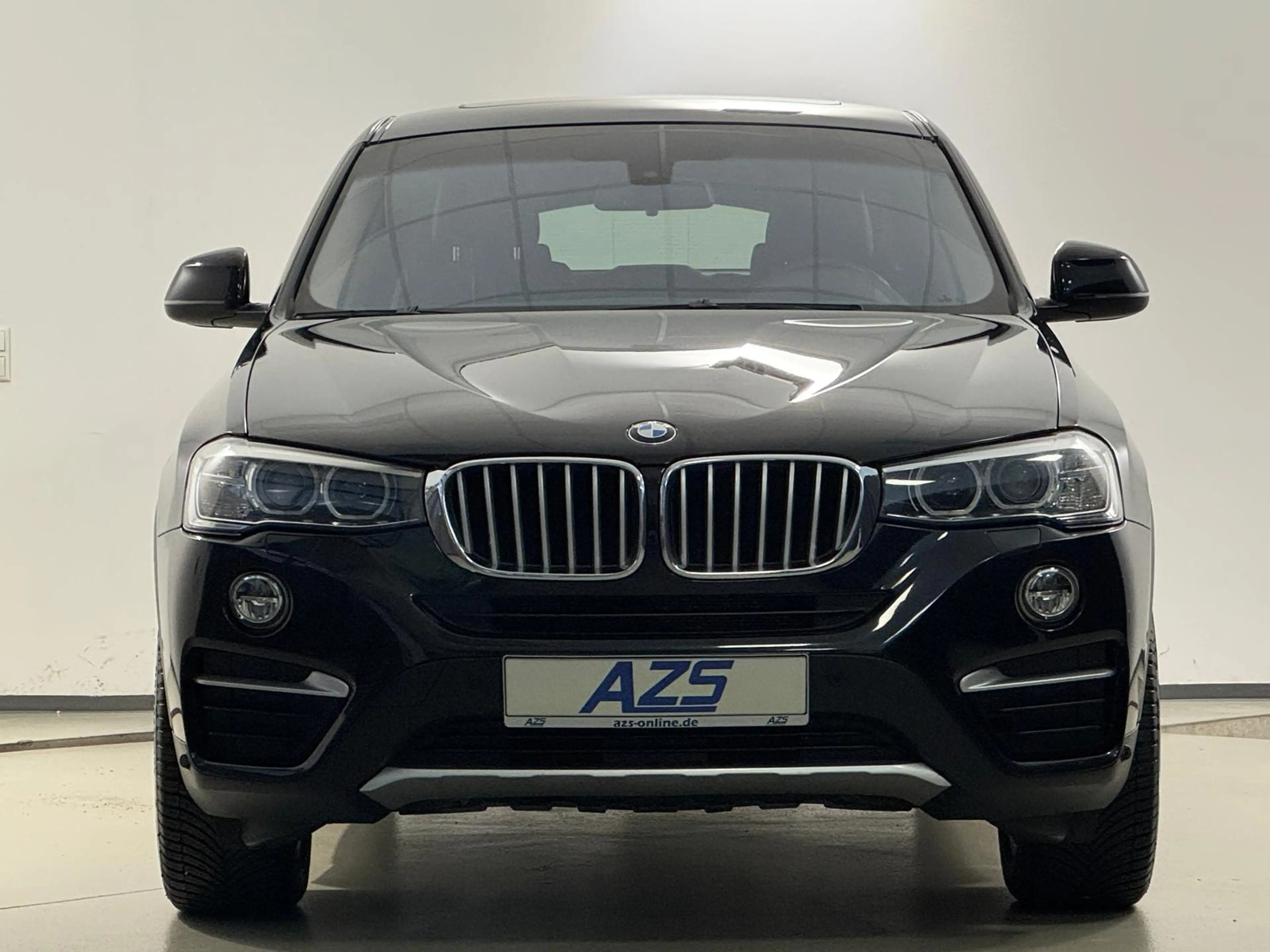 BMW X4 2.0 X-Line Xenon Navi Schiebedach AHK — photo 3