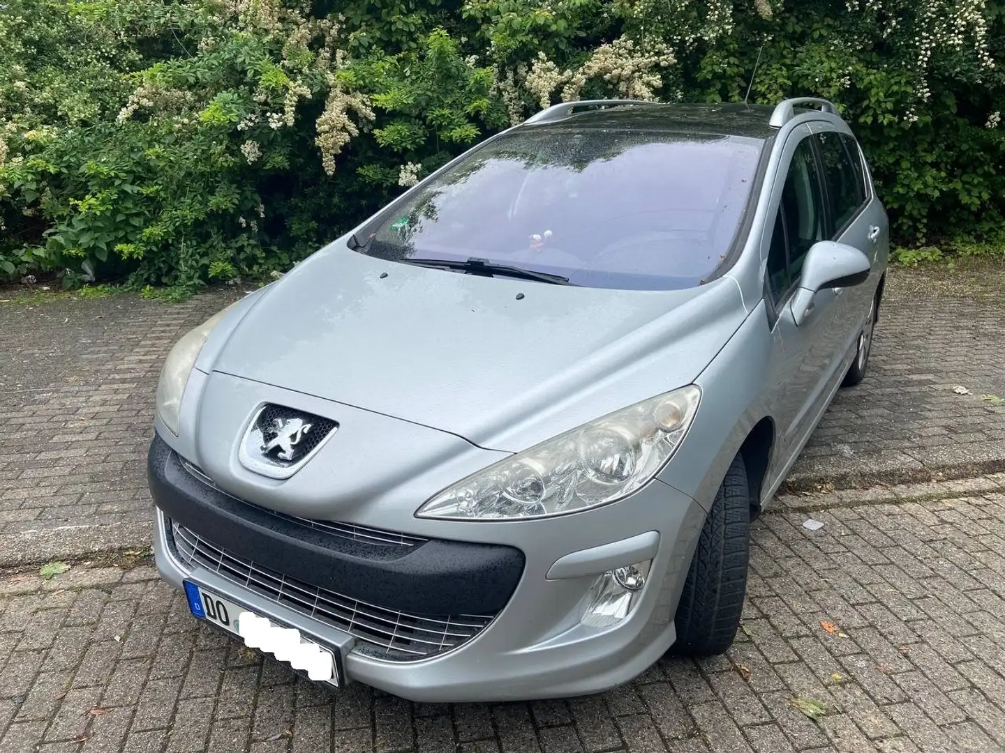 Peugeot 308 308 SW 120 VTi Tendance Grau - 2