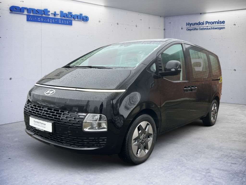 2025 Hyundai Staria