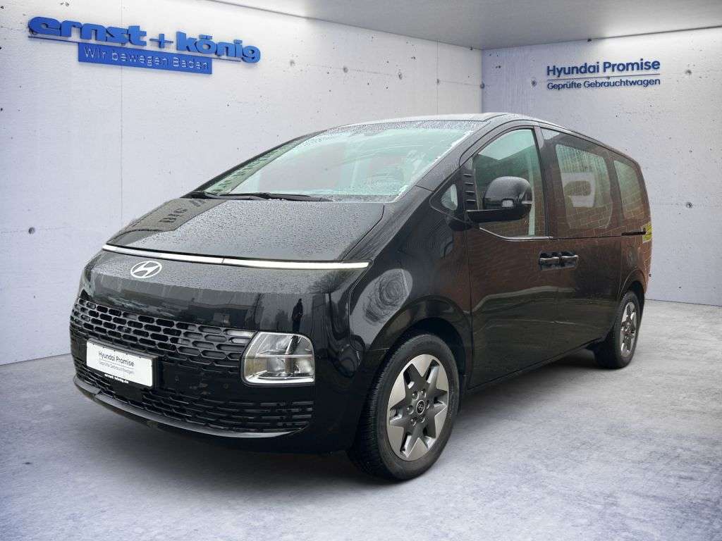 2025 Hyundai Staria
