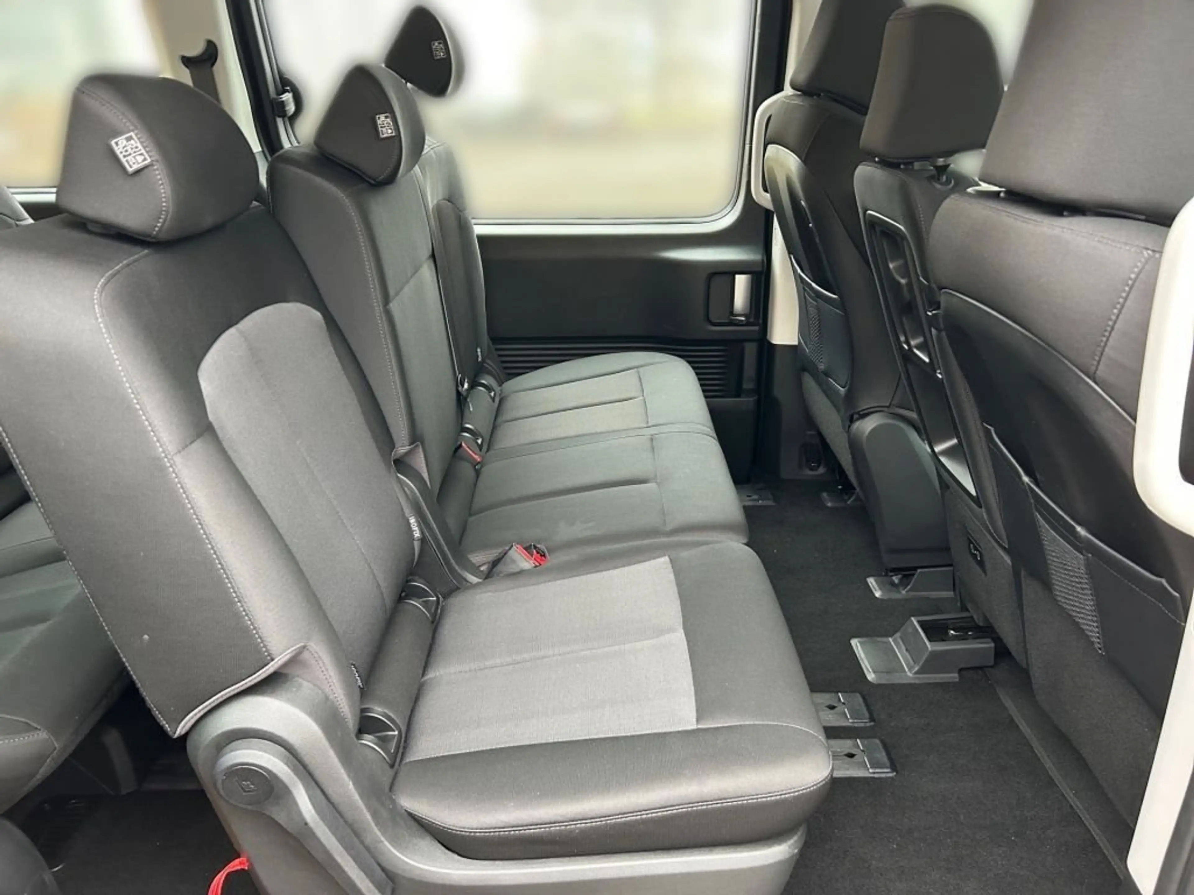 Hyundai STARIA 1.6 T-GDI HEV Trend — photo 15