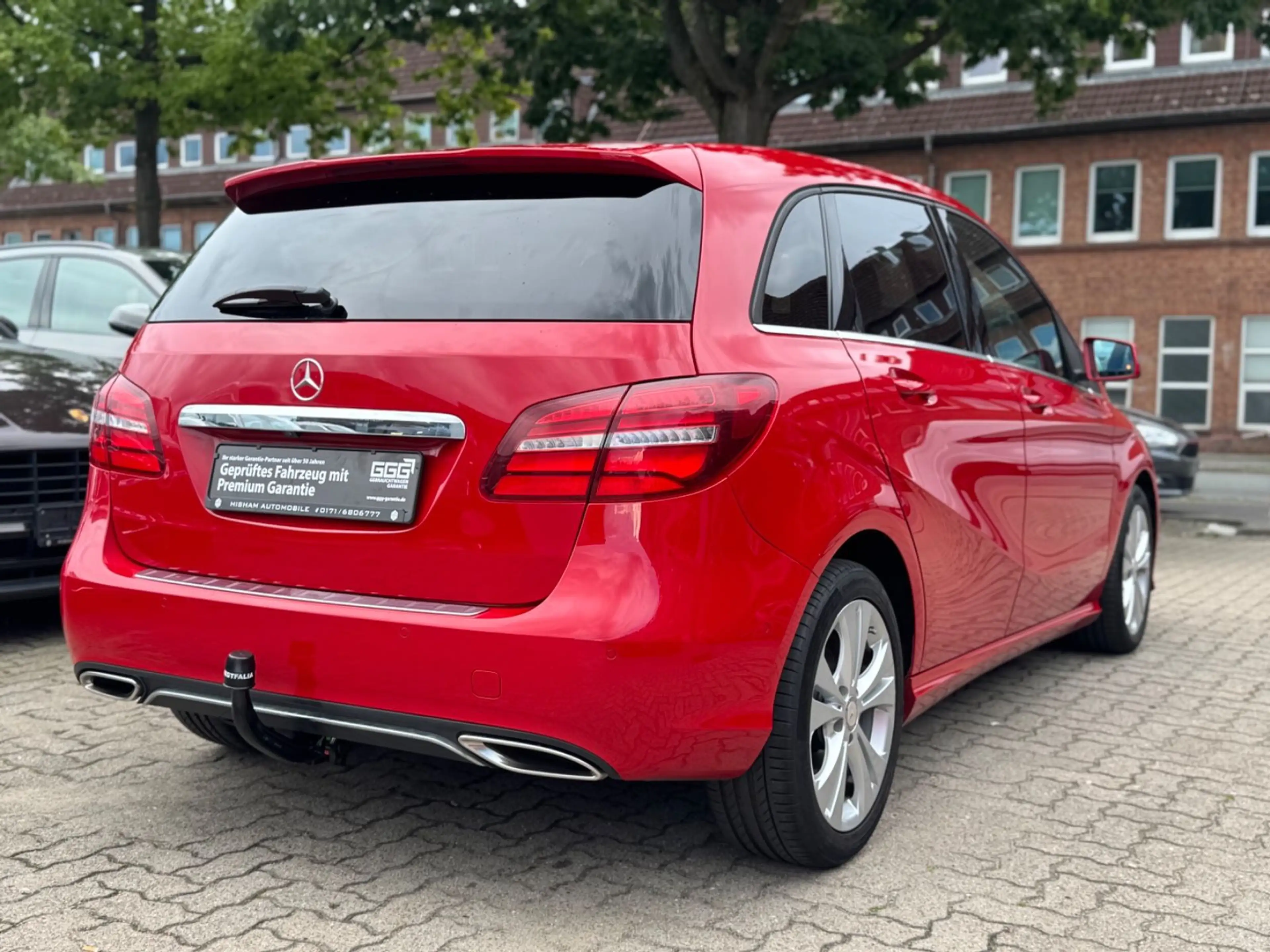 Mercedes-Benz B 180 EDITION/KAMERA/SHZ/TOTWINKEL/TEMPO/PDC/LED — photo 2