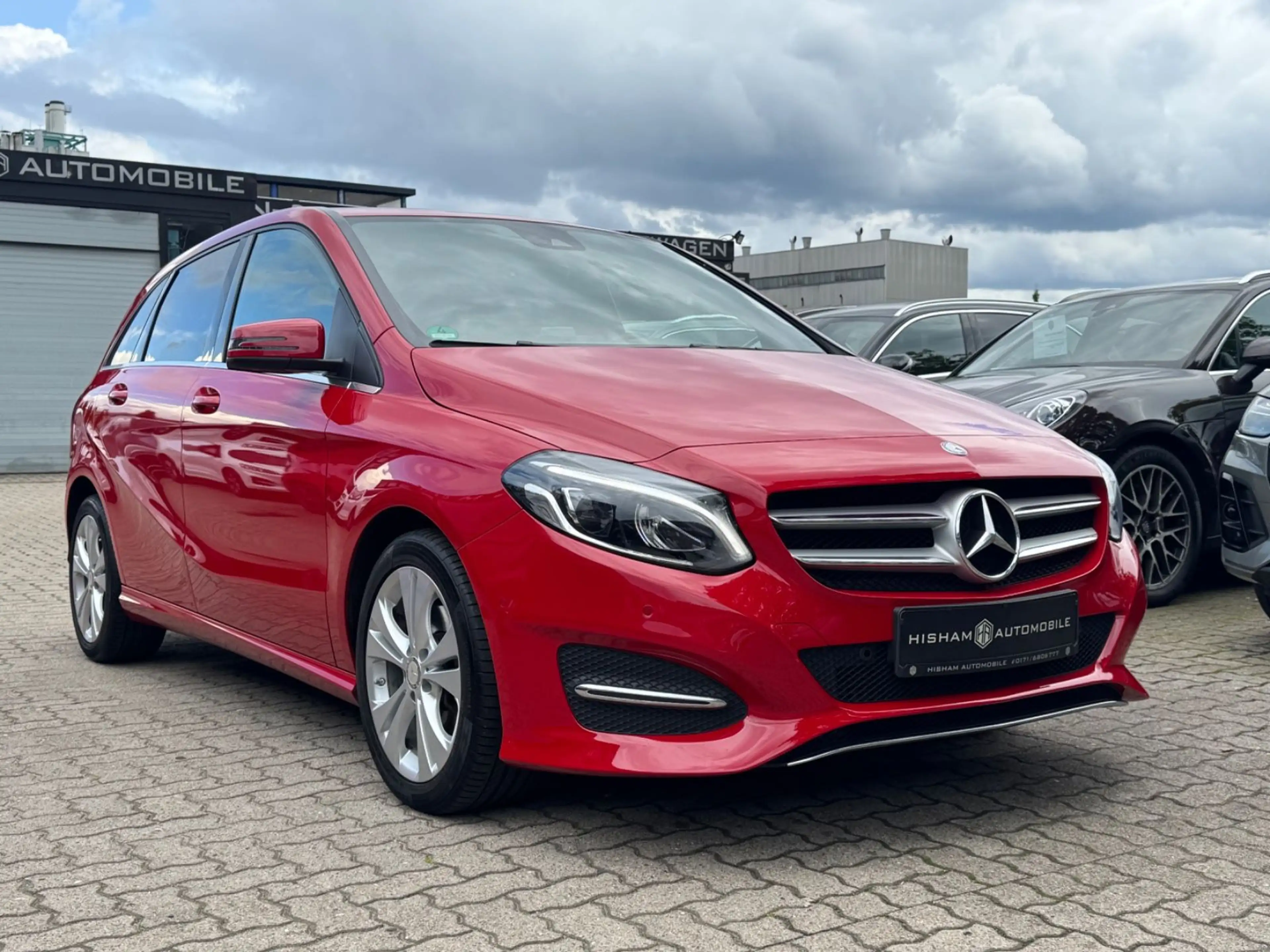 Mercedes-Benz B 180 EDITION/KAMERA/SHZ/TOTWINKEL/TEMPO/PDC/LED — photo 5