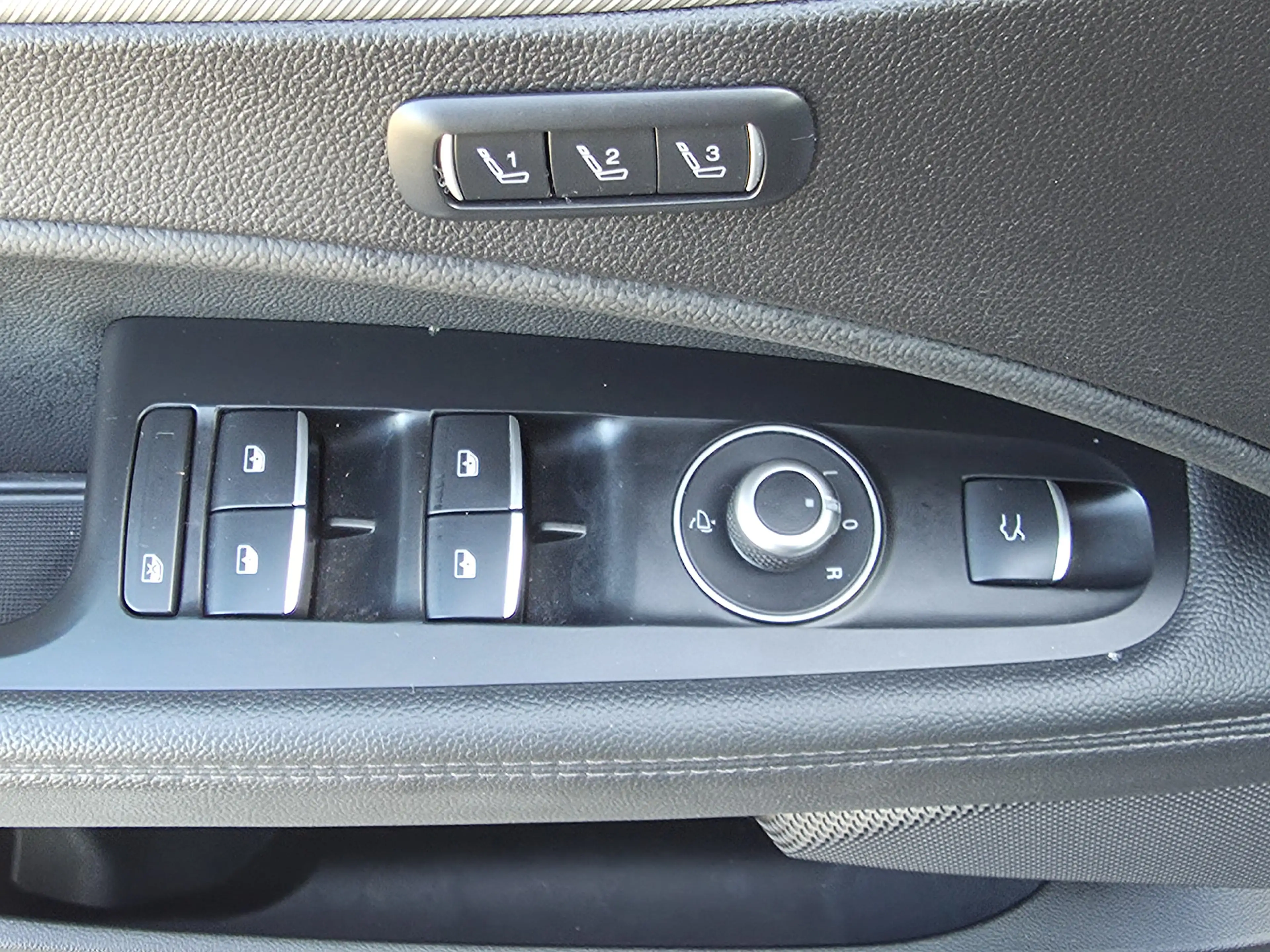 Alfa Romeo Stelvio 2.0 T AWD Veloce | PackDrive Assist | 20" Velgen — photo 15