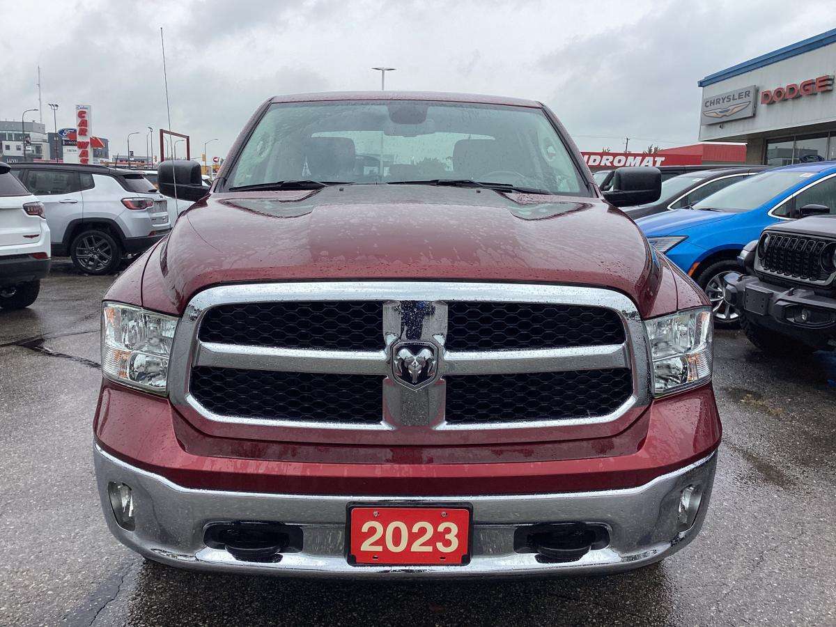 2023 RAM 1500 Tradesman 4x4 Crew Cab 5'7 Box — снимка 1