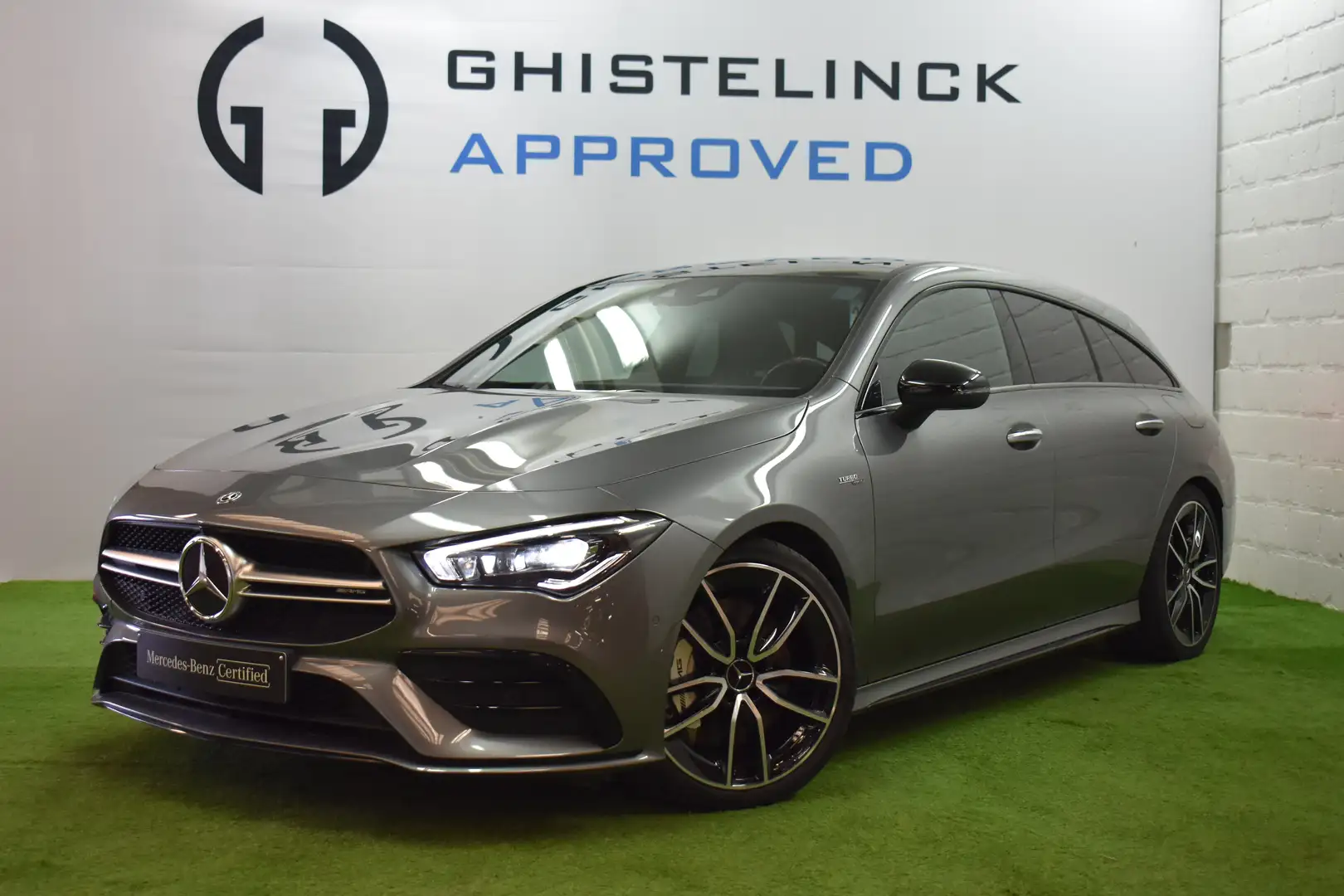 Mercedes-Benz CLA 35 AMG AMG CLA 35 4MATIC ShootingBrake AMG LINE | NIGHTPA Grijs - 1