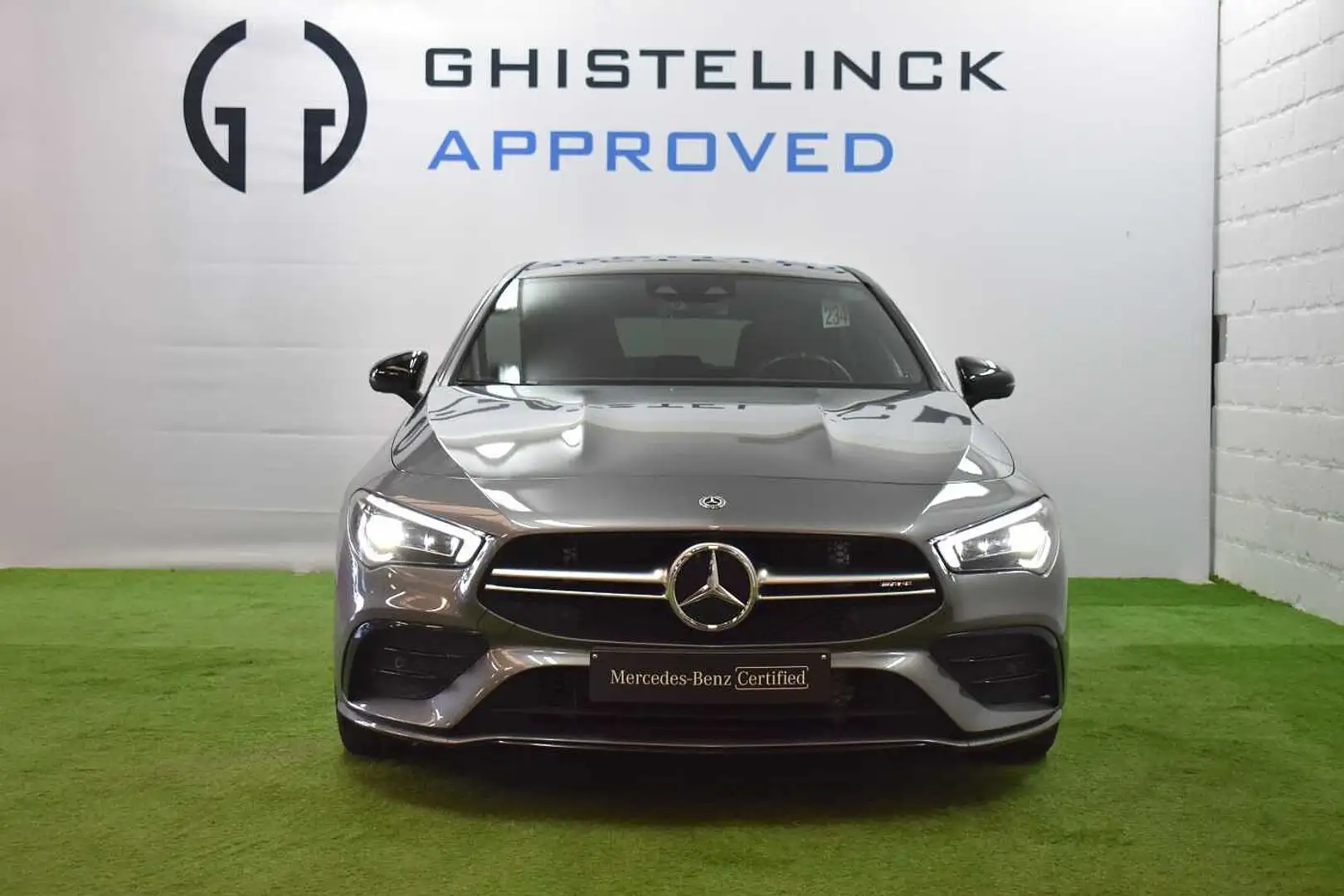 Mercedes-Benz CLA 35 AMG AMG CLA 35 4MATIC ShootingBrake AMG LINE | NIGHTPA Grijs - 2