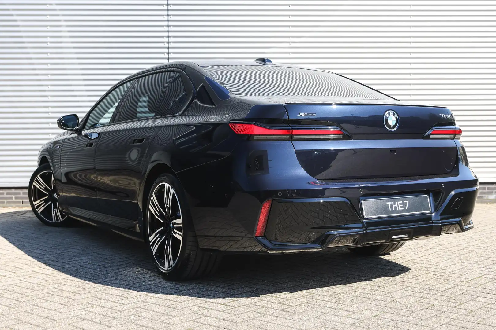 BMW 750 7 Serie 750e xDrive High Executive M Sport Automaa Чорний - 2