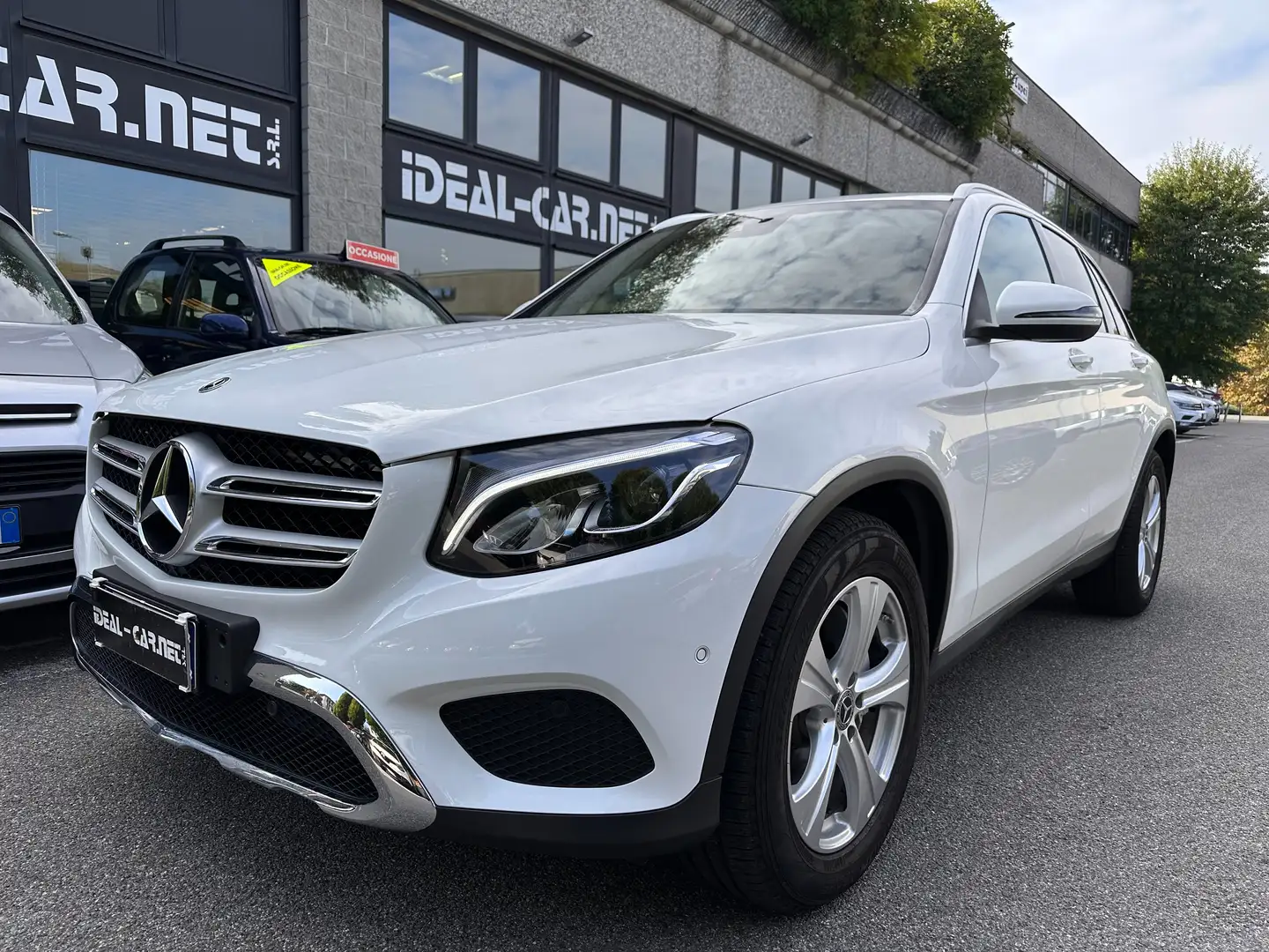 Mercedes-Benz GLC 220 d Sport 4 Matic Automatico Gancio Weiß - 1