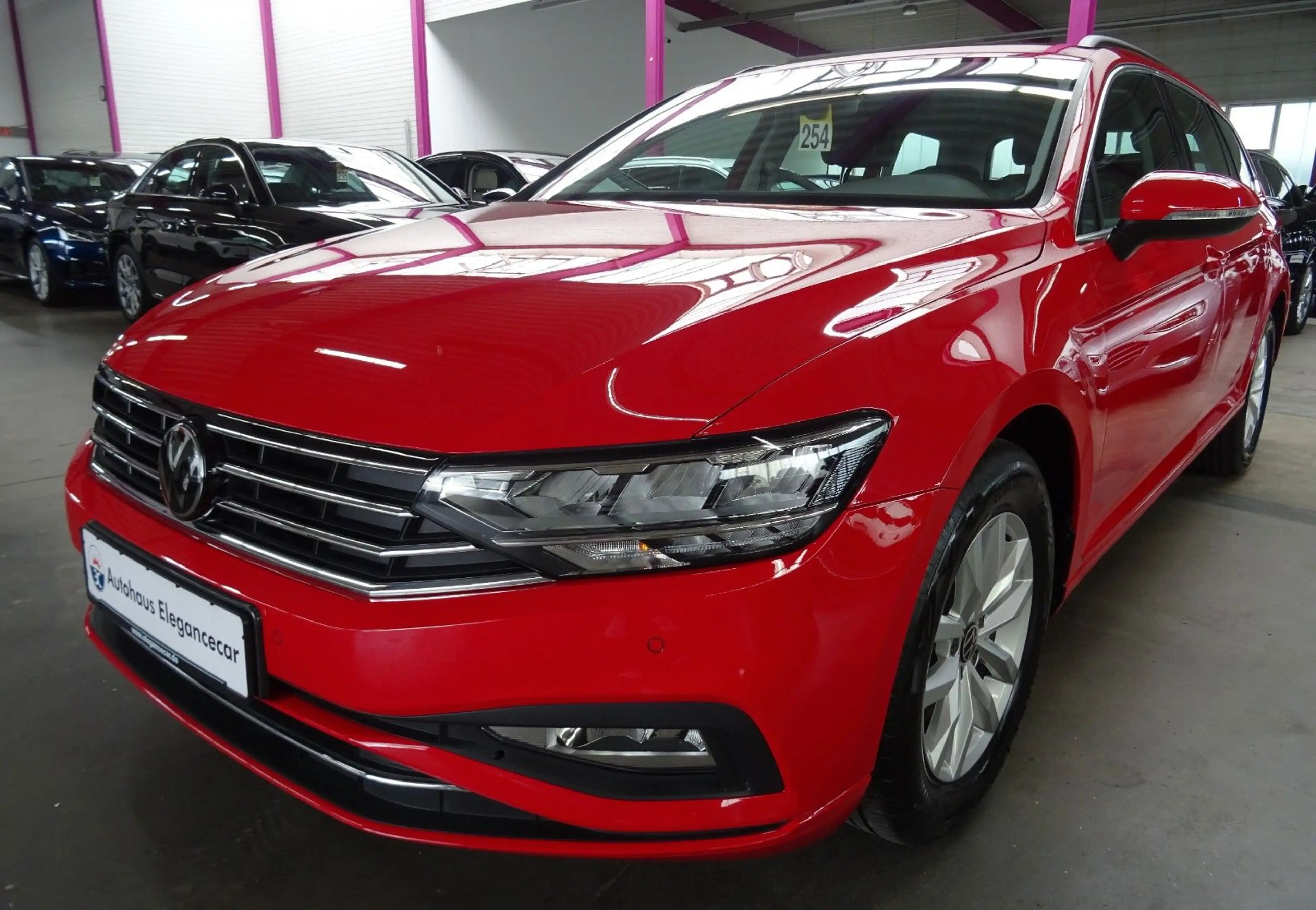 Volkswagen Passat Variant PASSAT 2.0 TDI CL.*DIGITAL*AHK*ACC*CAM*MASSAGE*