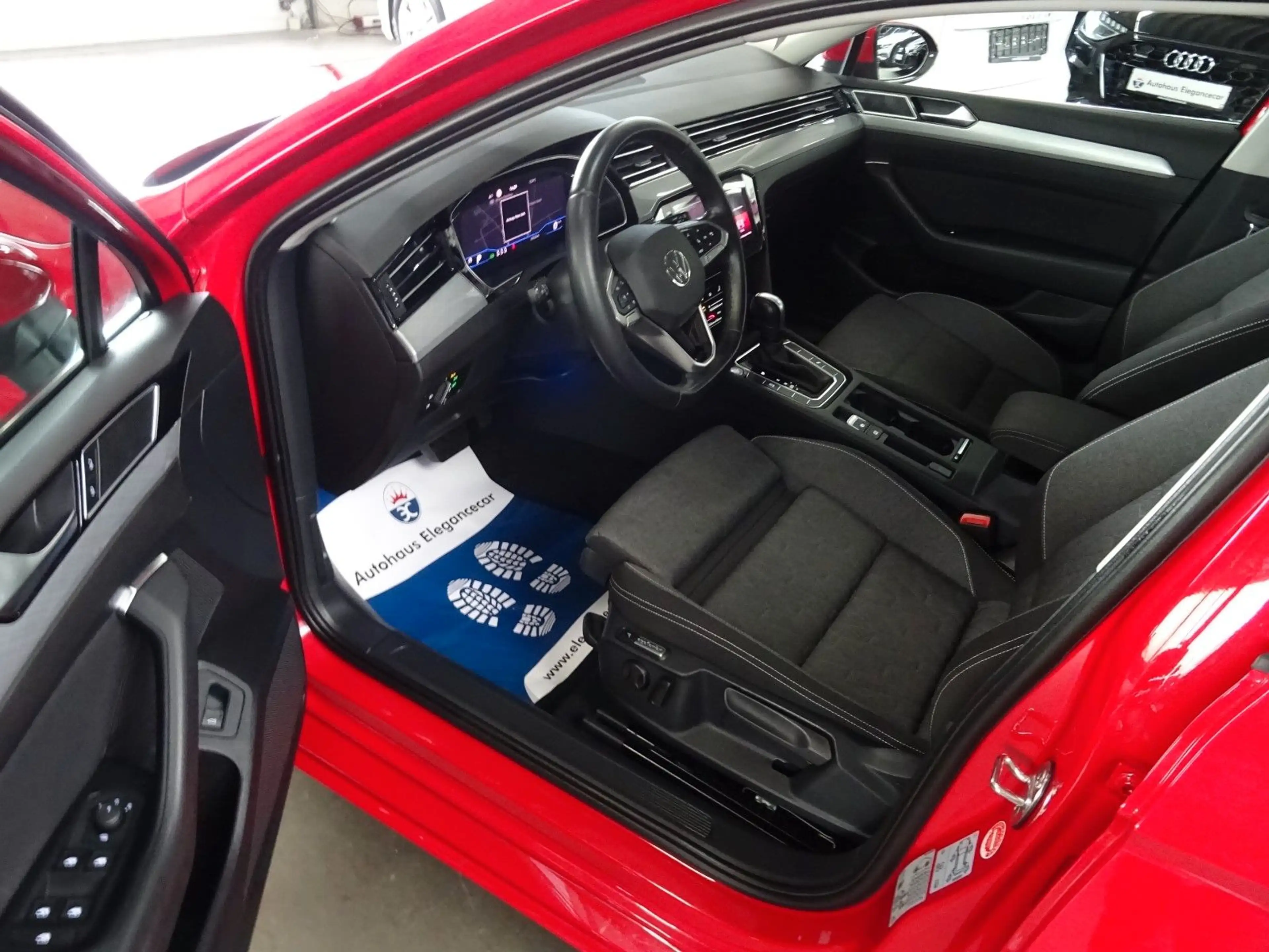 Volkswagen Passat Variant PASSAT 2.0 TDI CL.*DIGITAL*AHK*ACC*CAM*MASSAGE* — photo 9