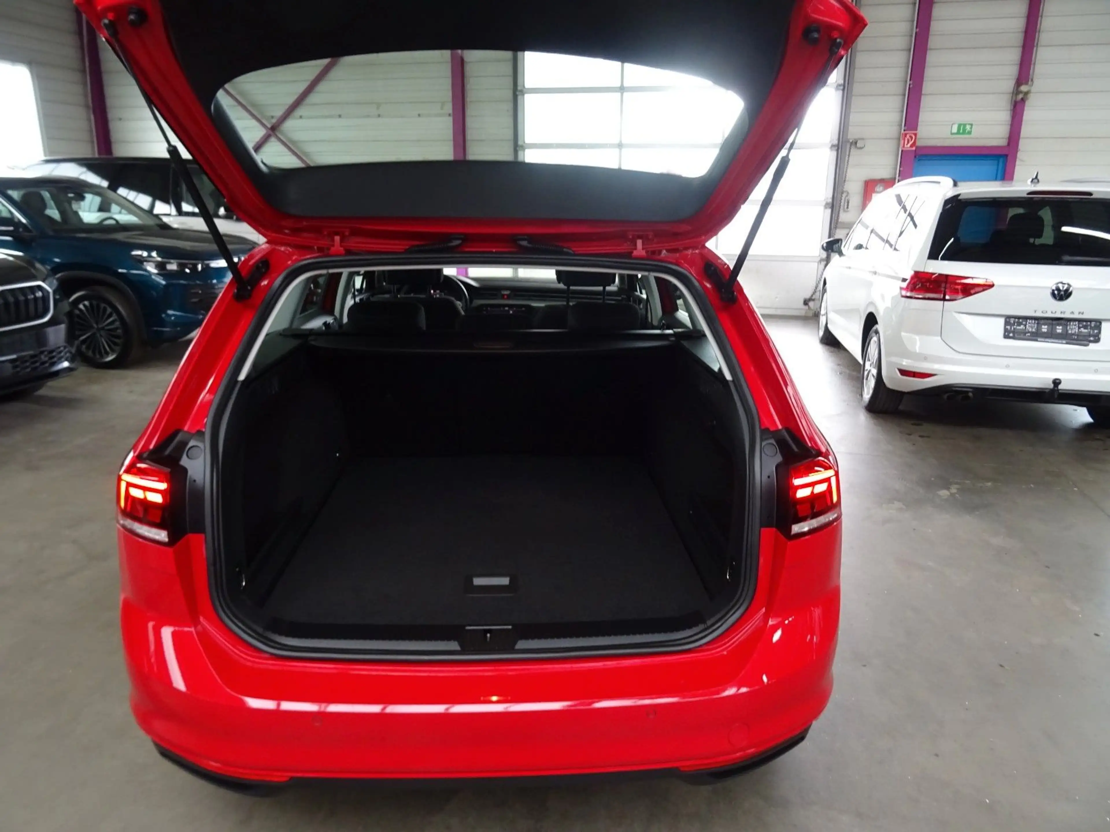 Volkswagen Passat Variant PASSAT 2.0 TDI CL.*DIGITAL*AHK*ACC*CAM*MASSAGE* — photo 11