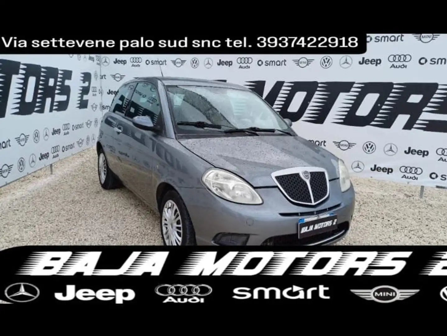 Lancia Ypsilon Ypsilon 1.2 8v Gris - 1
