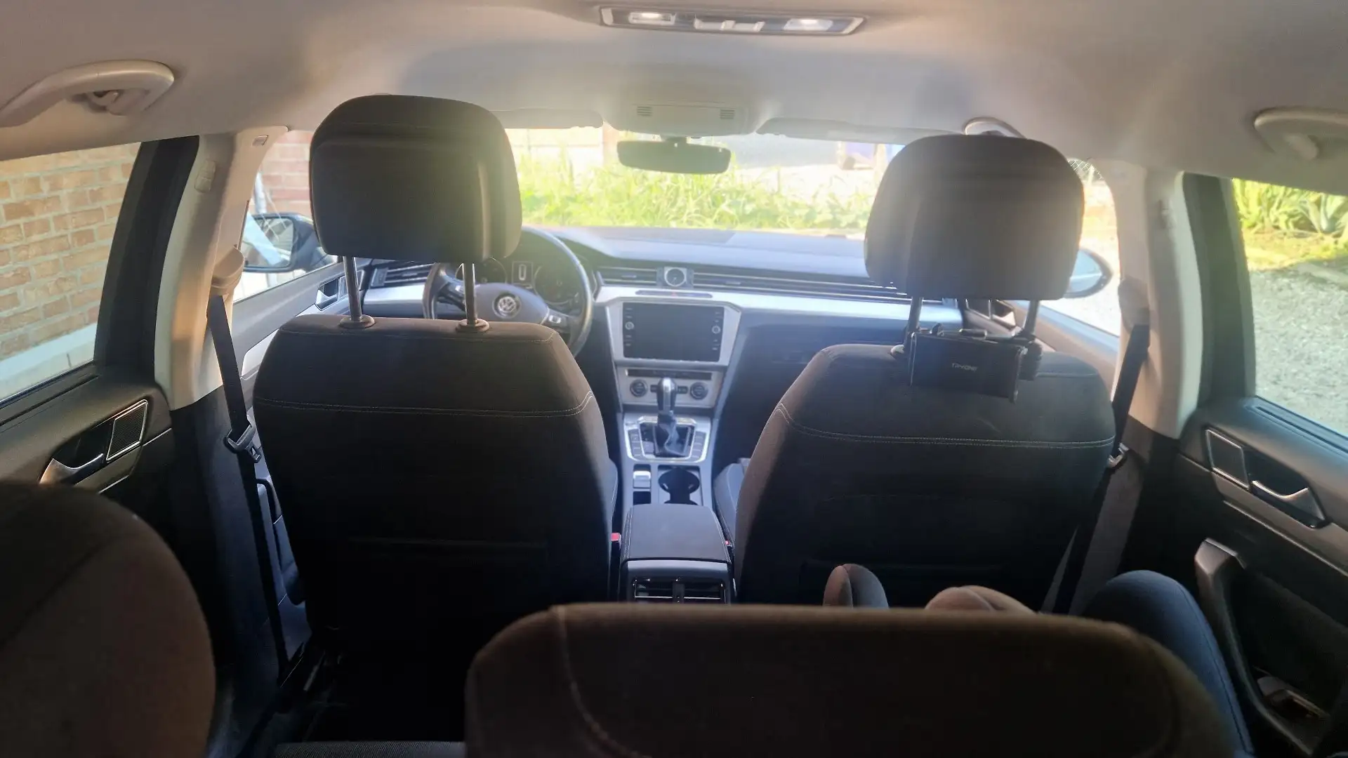 Volkswagen Passat 2.0 TDI SCR DSG Comfortline - 1