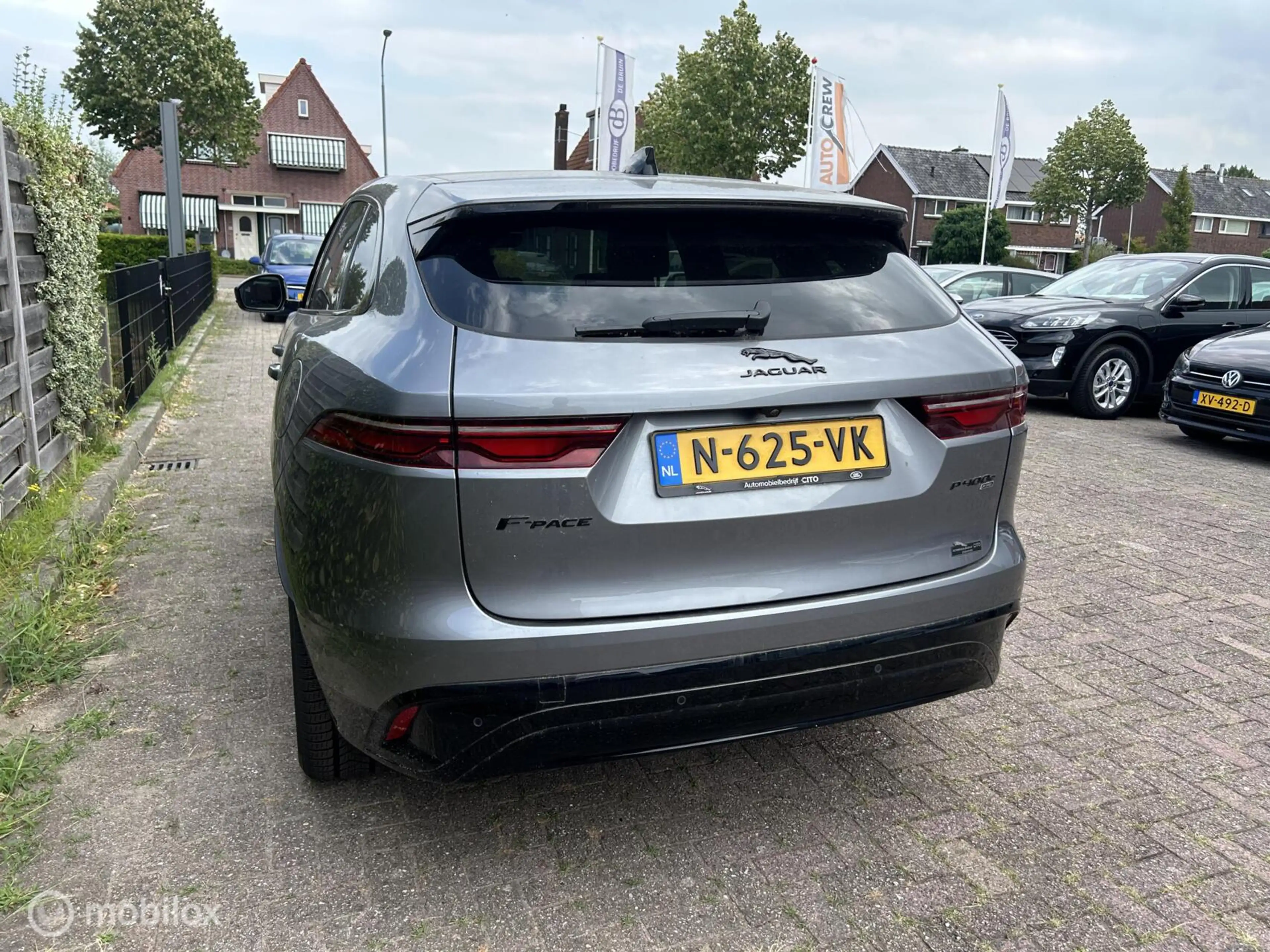Jaguar F-Pace 2.0 P400e PHEV Limited Edition R-Dynamic SE — photo 5