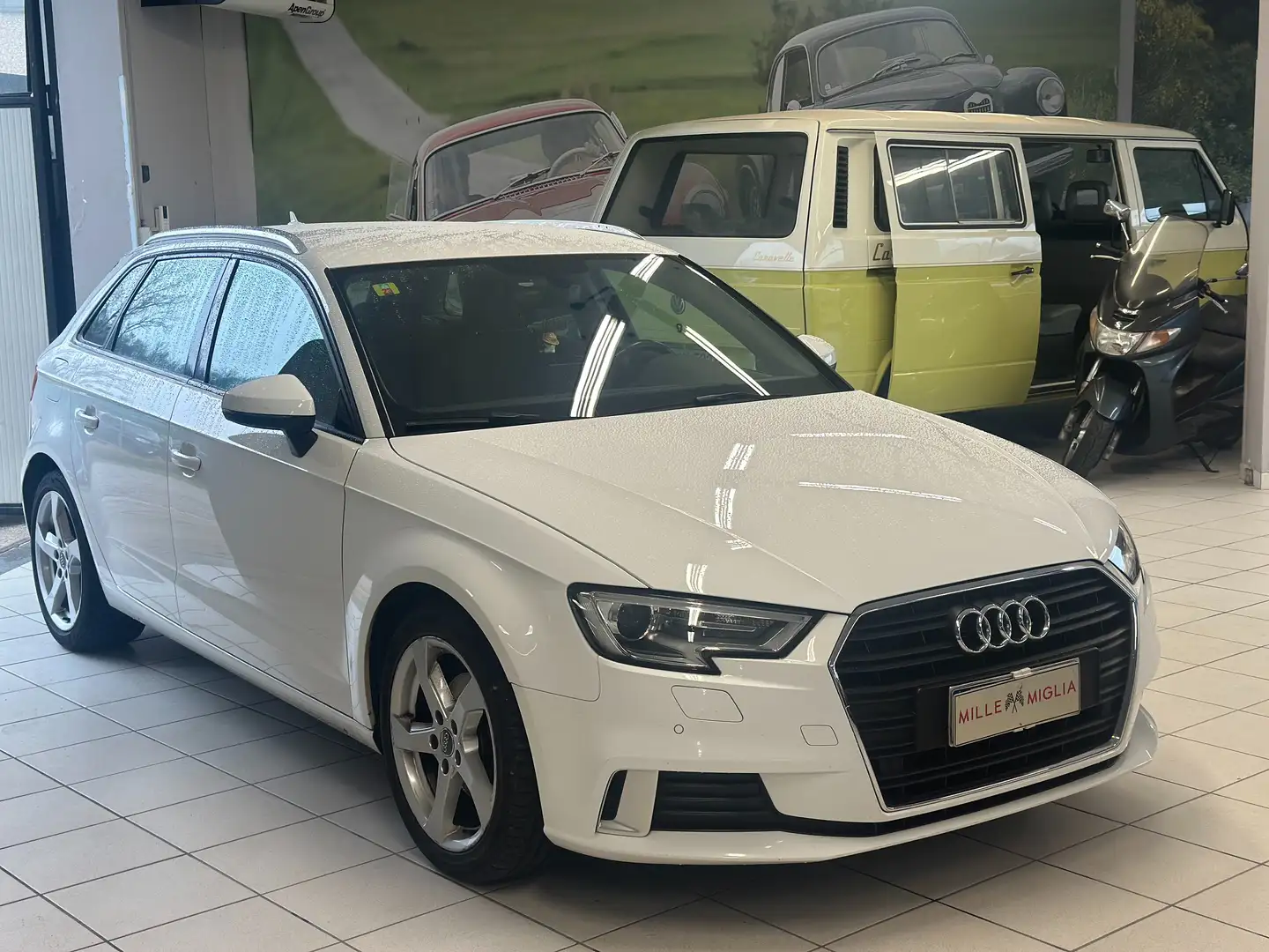 Audi A3 A3 Sportback 2.0 tdi Sport S-tronic Weiß - 1