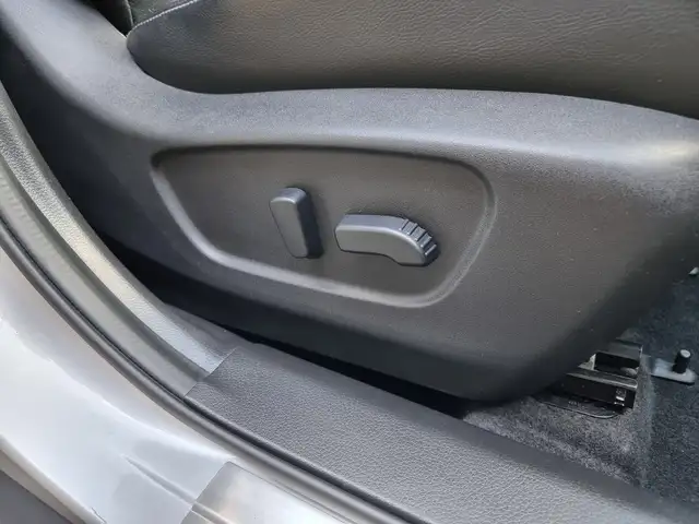 Nissan X-Trail view 28