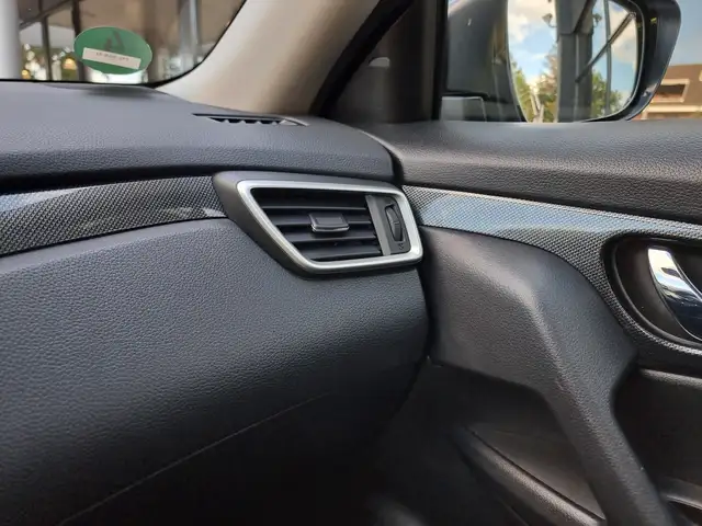 Nissan X-Trail view 24