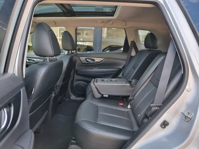 Nissan X-Trail view 25
