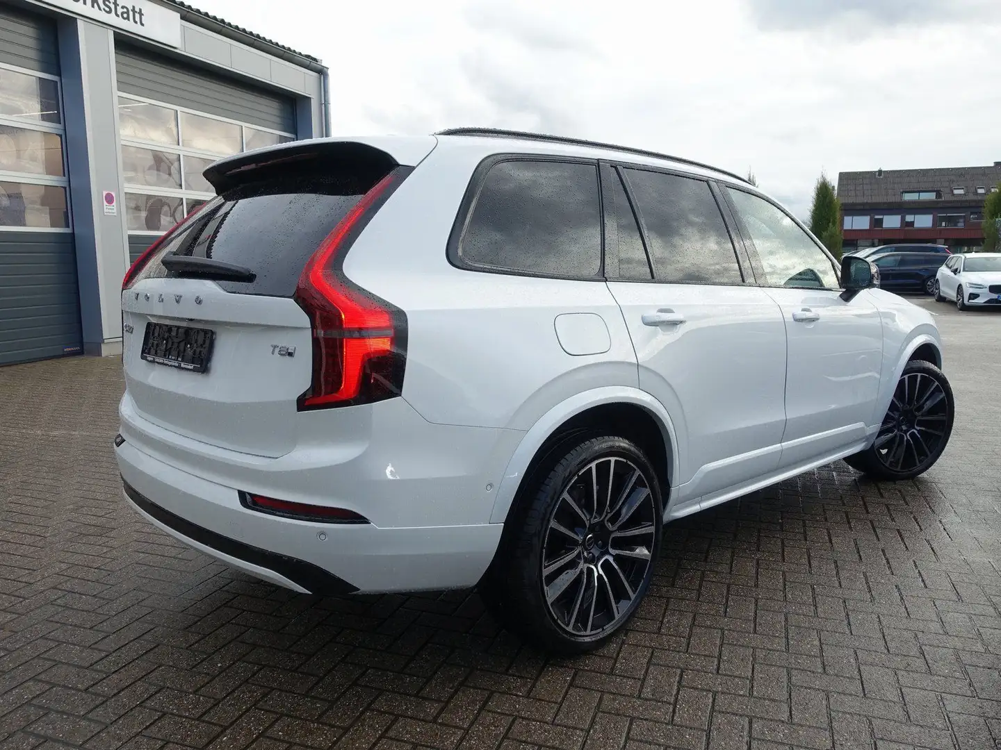 Volvo XC90 Ultra Dark T8 AWD Plug-in Hybrid/AHK/HeadUP Weiß - 2