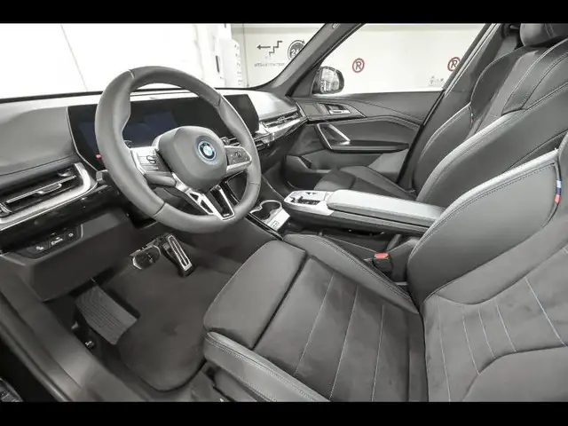 BMW X1 view 5